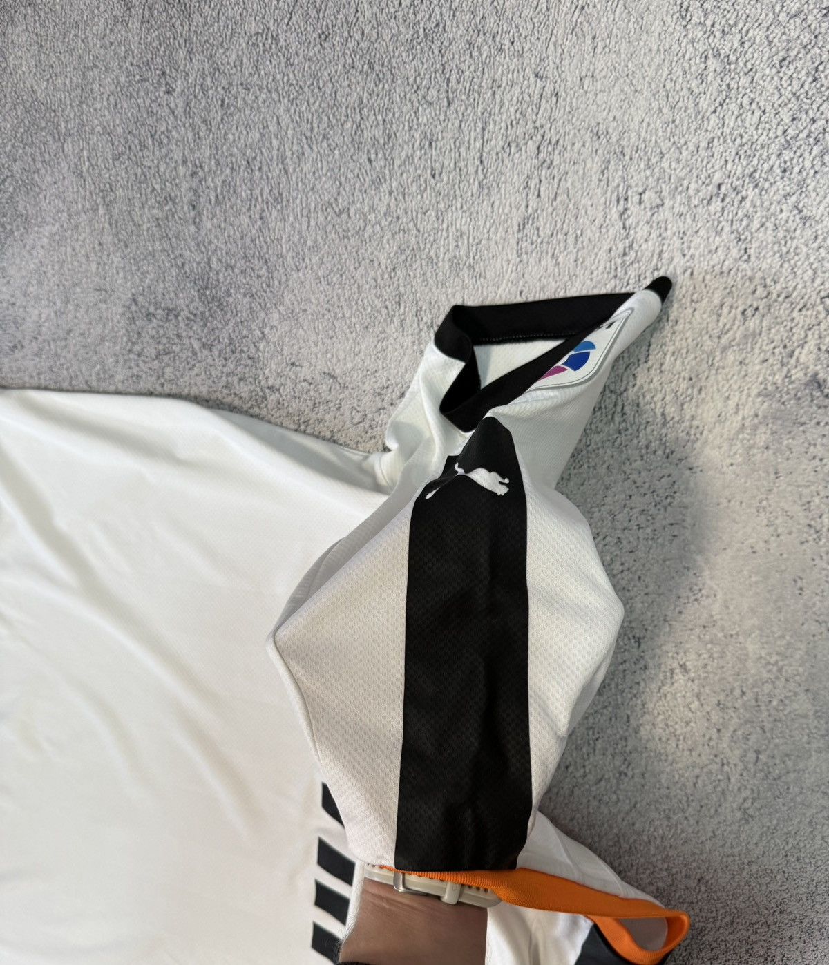 Puma Valencia CF 2019 Home Jersey XXL Puma Bwin La Liga Soccer Size US XXL / EU 58 / 5 - 22 Thumbnail