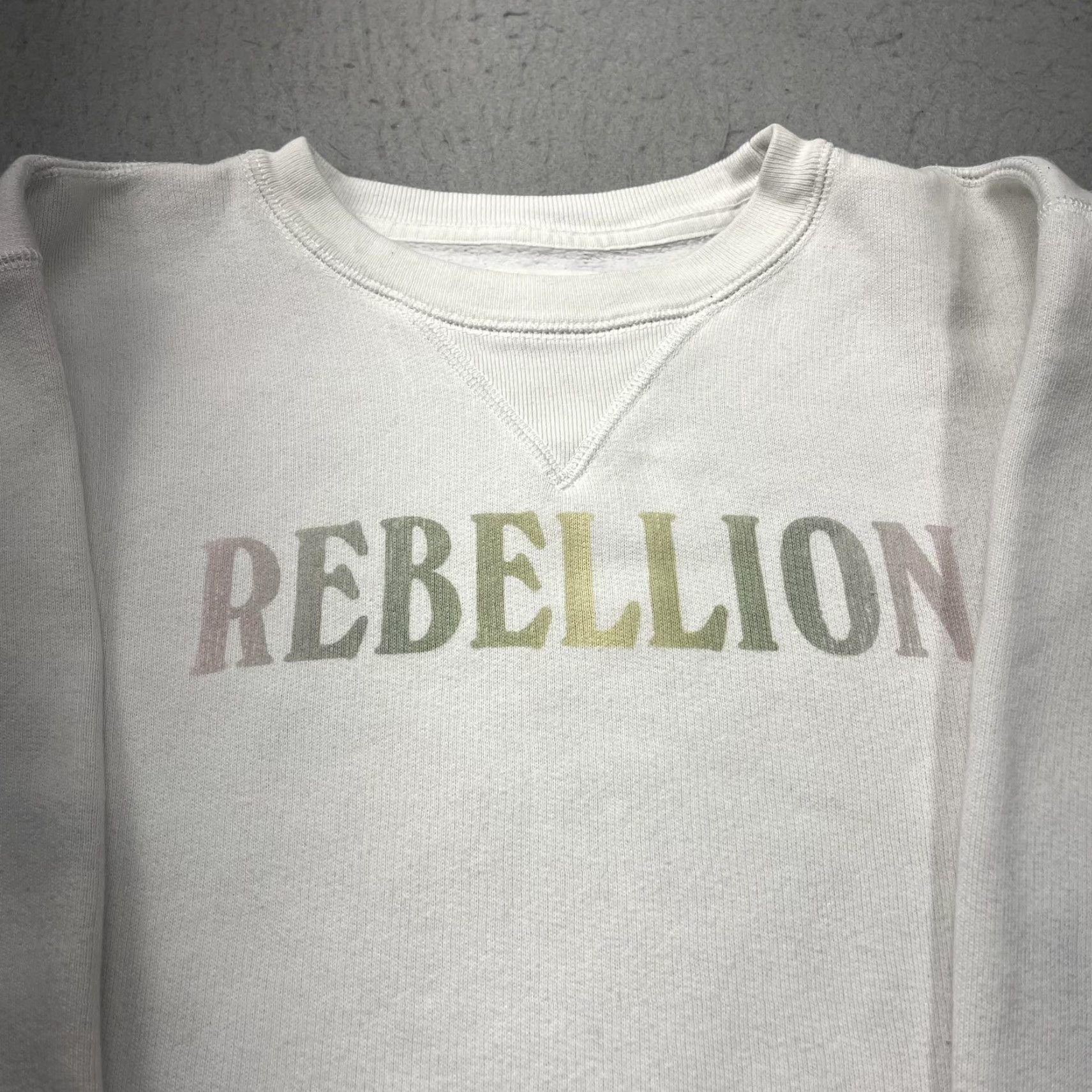 Vintage Isabel Etoile Marant Sweatshirt Womens 38 White Rebellion Graphic Pullover Size XS / US 0-2 / IT 36-38 - 2 Thumbnail