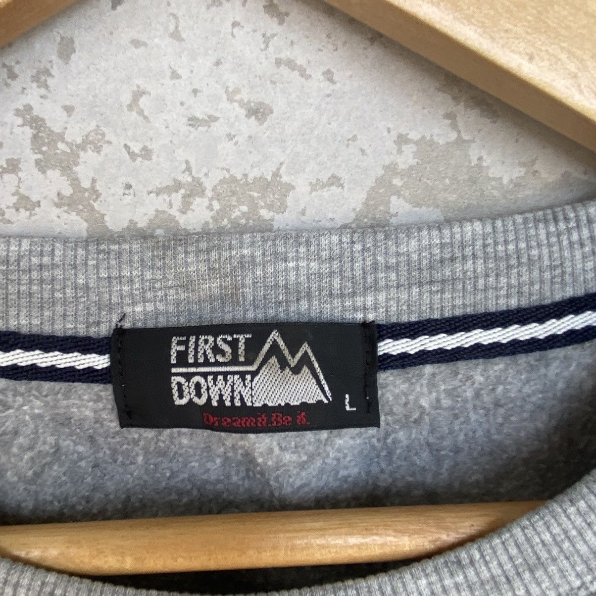 Other Vintage First Down Embroidered Crewneck Sweatshirt Gray Size US L / EU 52-54 / 3 - 5 Thumbnail