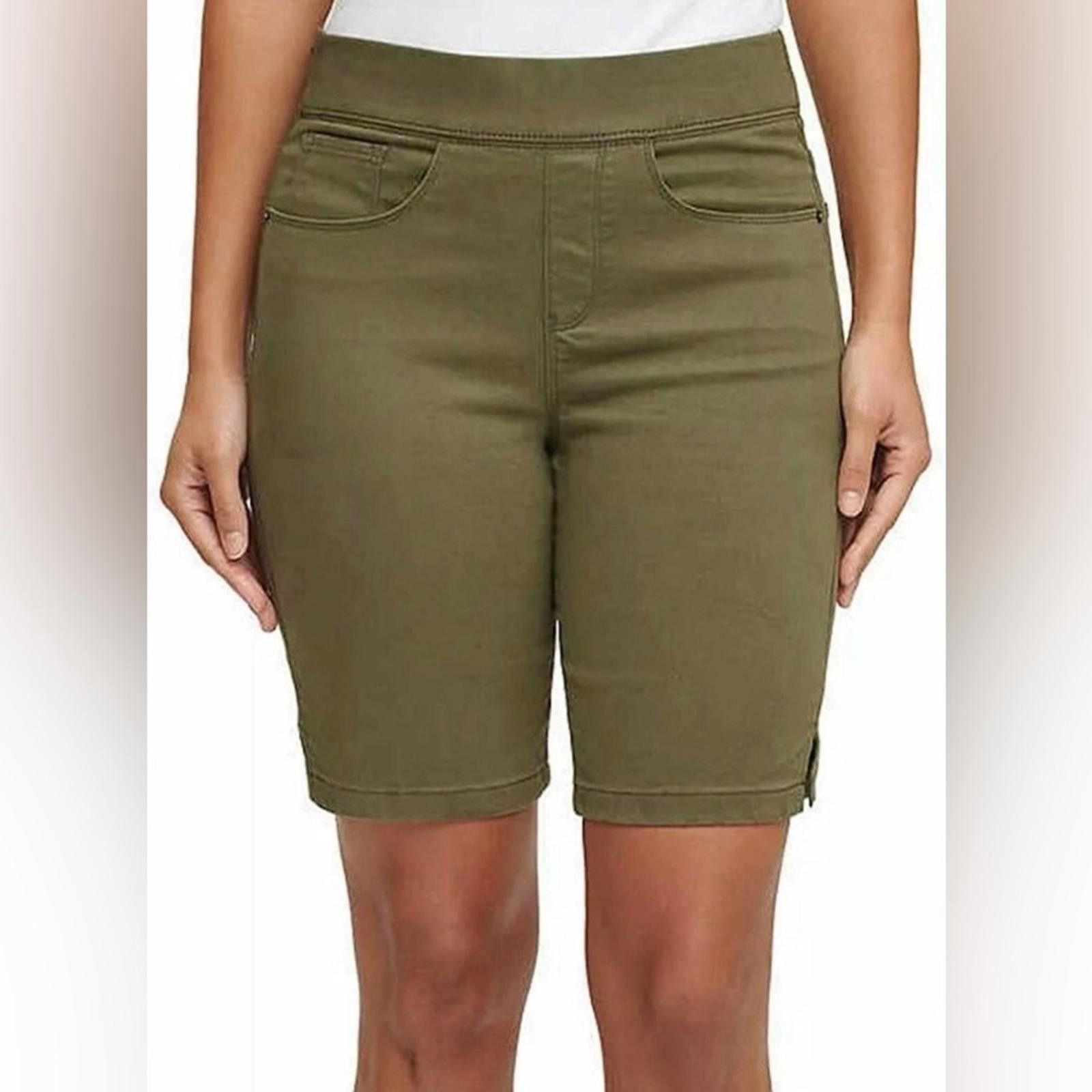 DKNY DKNY Jeans Bermuda Shorts / Olive Green / Women’s M Size 32" / US 10 / IT 46 - 1 Thumbnail