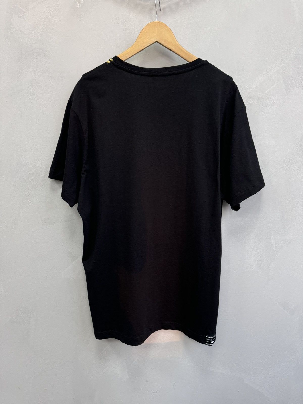 Versace Vintage Versace T Shirt Medusa Archive Size US XL / EU 56 / 4 - 7 Thumbnail