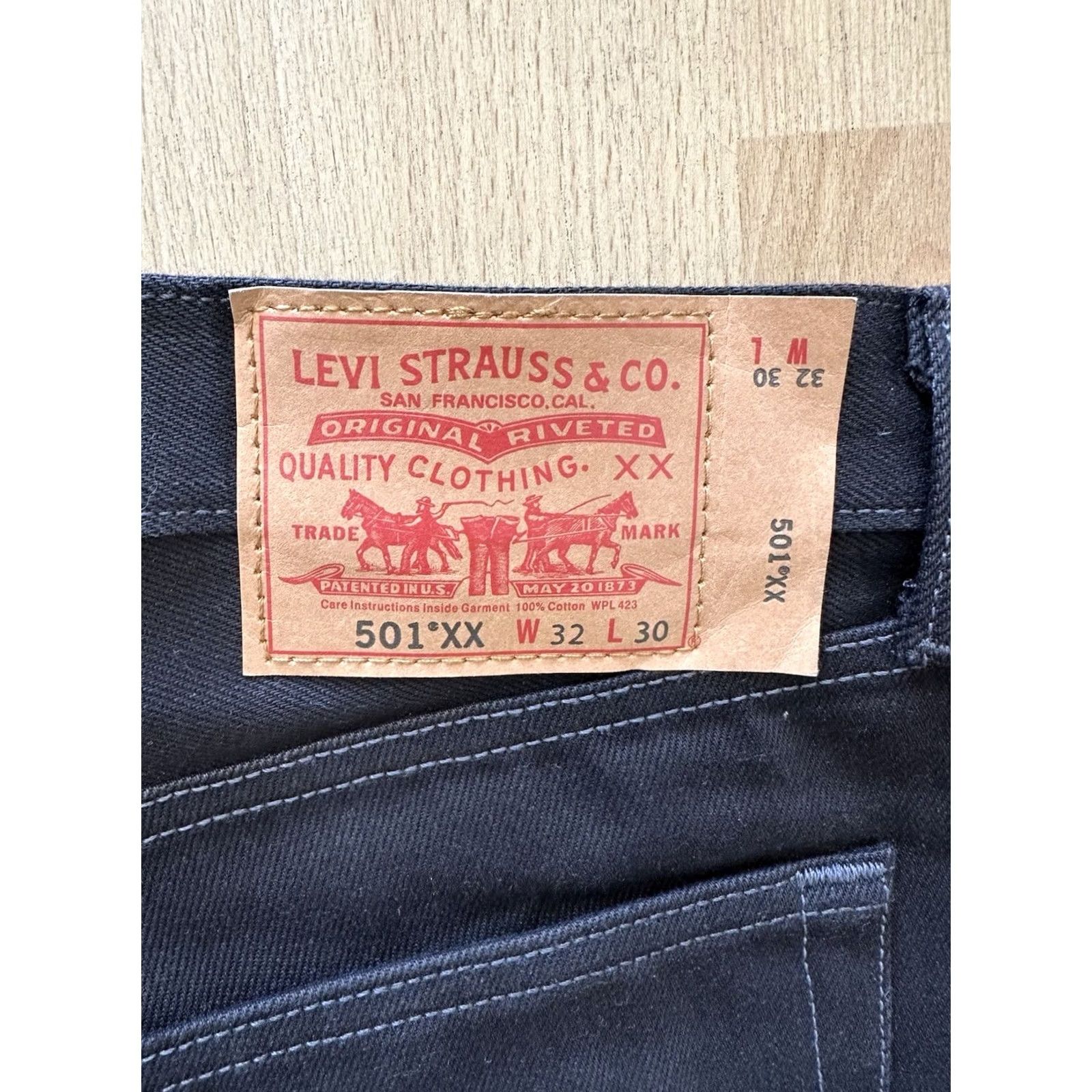 Levi's VINTAGE Y2K Levis 501 Jeans Mens Size 32x30 Black Straight Leg Button Fly Actual Size US 32 / EU 48 - 4 Thumbnail