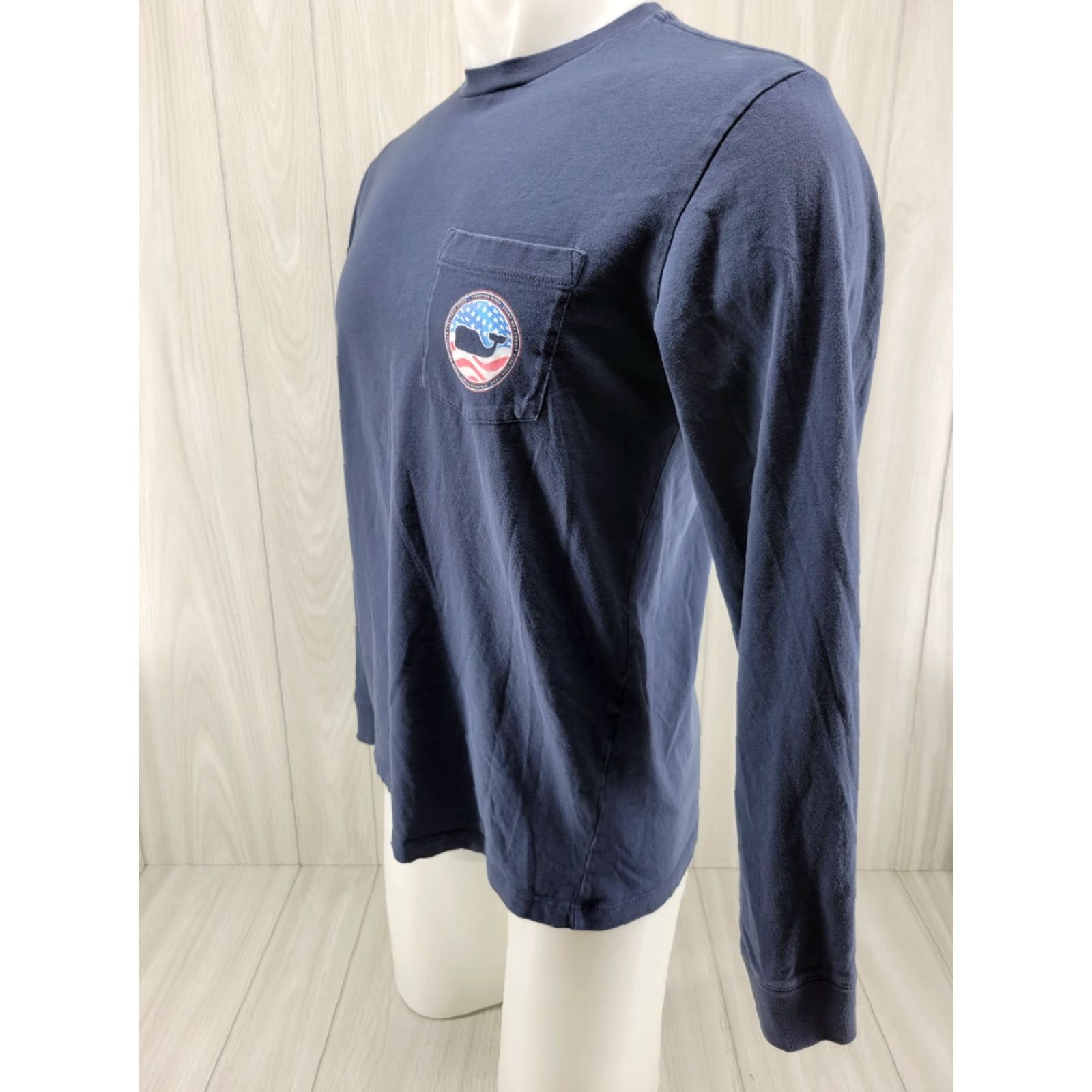 Vineyard Vines Vineyard Vines T Shirt Men’s Small Long Sleeve Pocket Blue Size US S / EU 44-46 / 1 - 3 Thumbnail