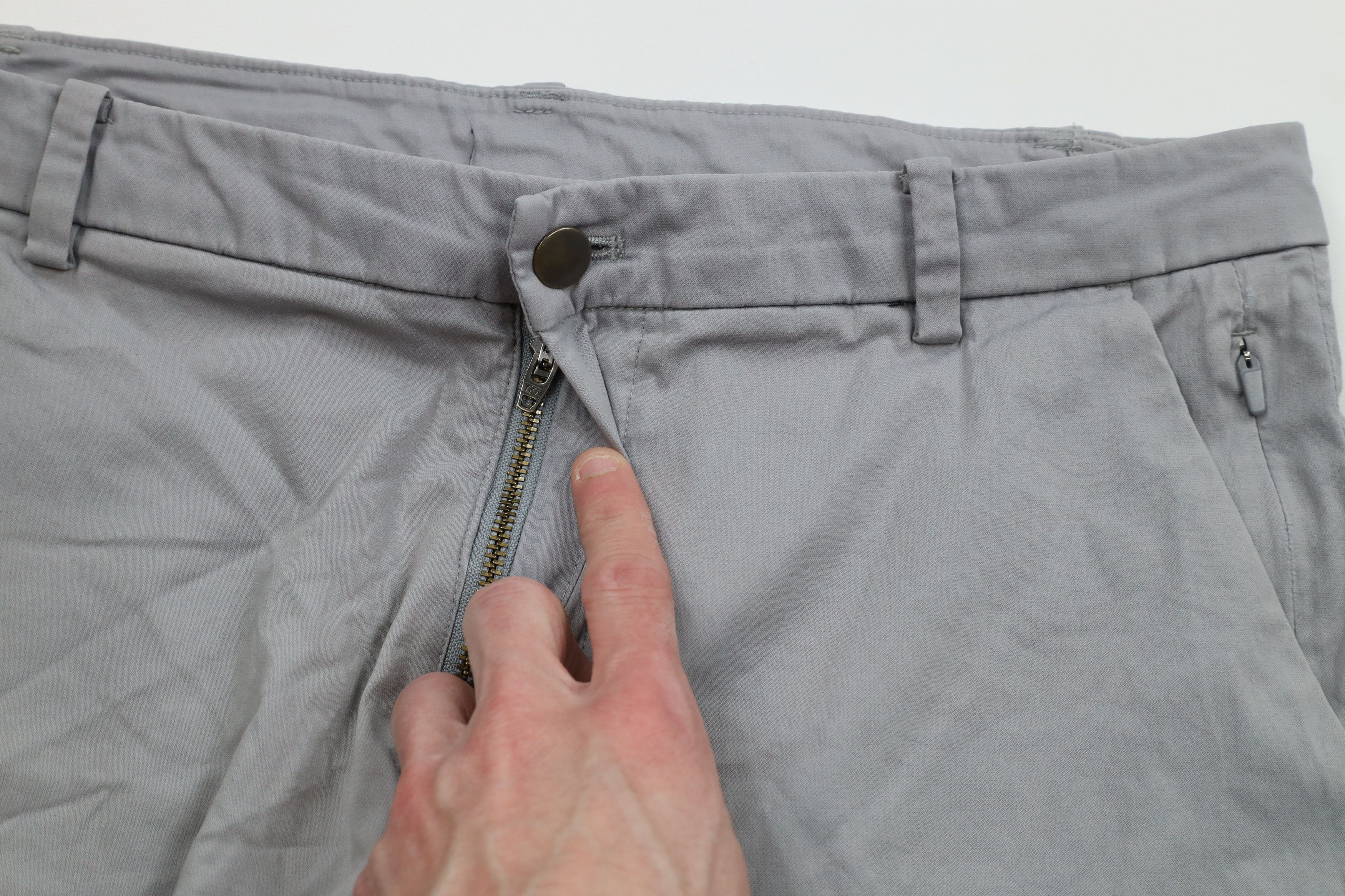 Lululemon × Vintage Lululemon Thrashed Stretch Commission Chino Pants Light Gray Size US 34 / EU 50 - 11 Thumbnail