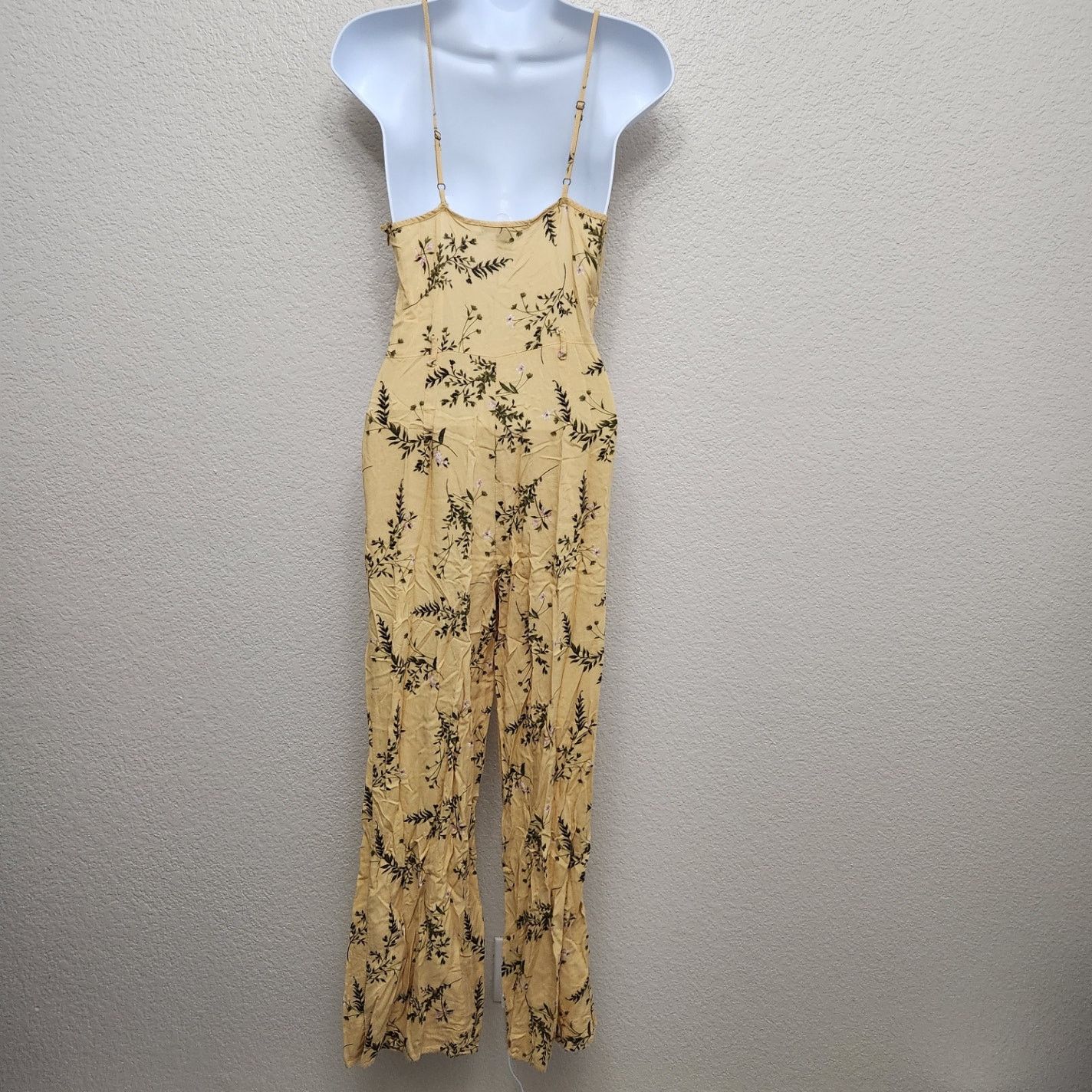Forever 21 Forever 21 Yellow Pink Floral Spaghetti Strap Jumper Small Size 30" / US 8 / IT 44 - 2 Thumbnail