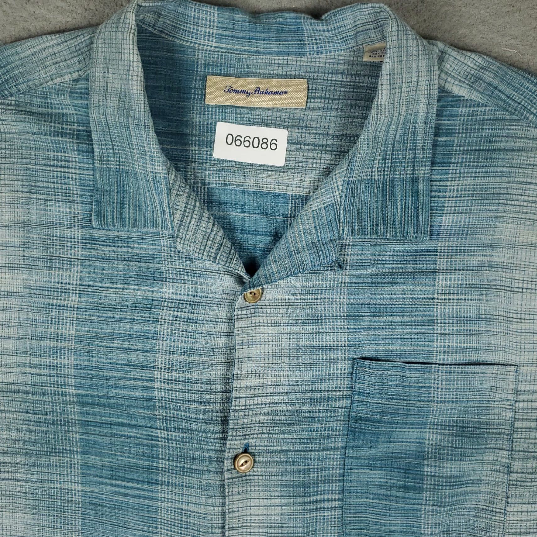 Tommy Bahama Tommy Bahama Shirt Mens 2XL Blue Plaid Silk Hawaiian Button Up Short Sleeve Size US XXL / EU 58 / 5 - 2 Thumbnail