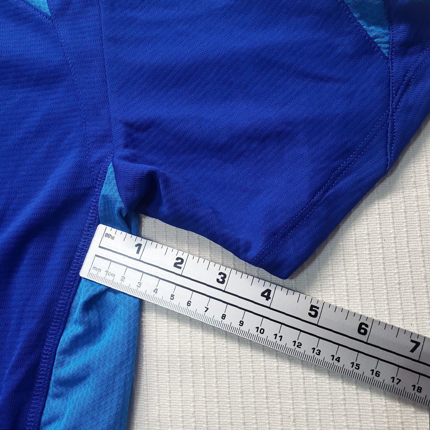 Vintage Hind Blue Shirt Adult XL Extra Large Mens Short Sleeve Breathable All Seasons Logo Size US XL / EU 56 / 4 - 6 Thumbnail