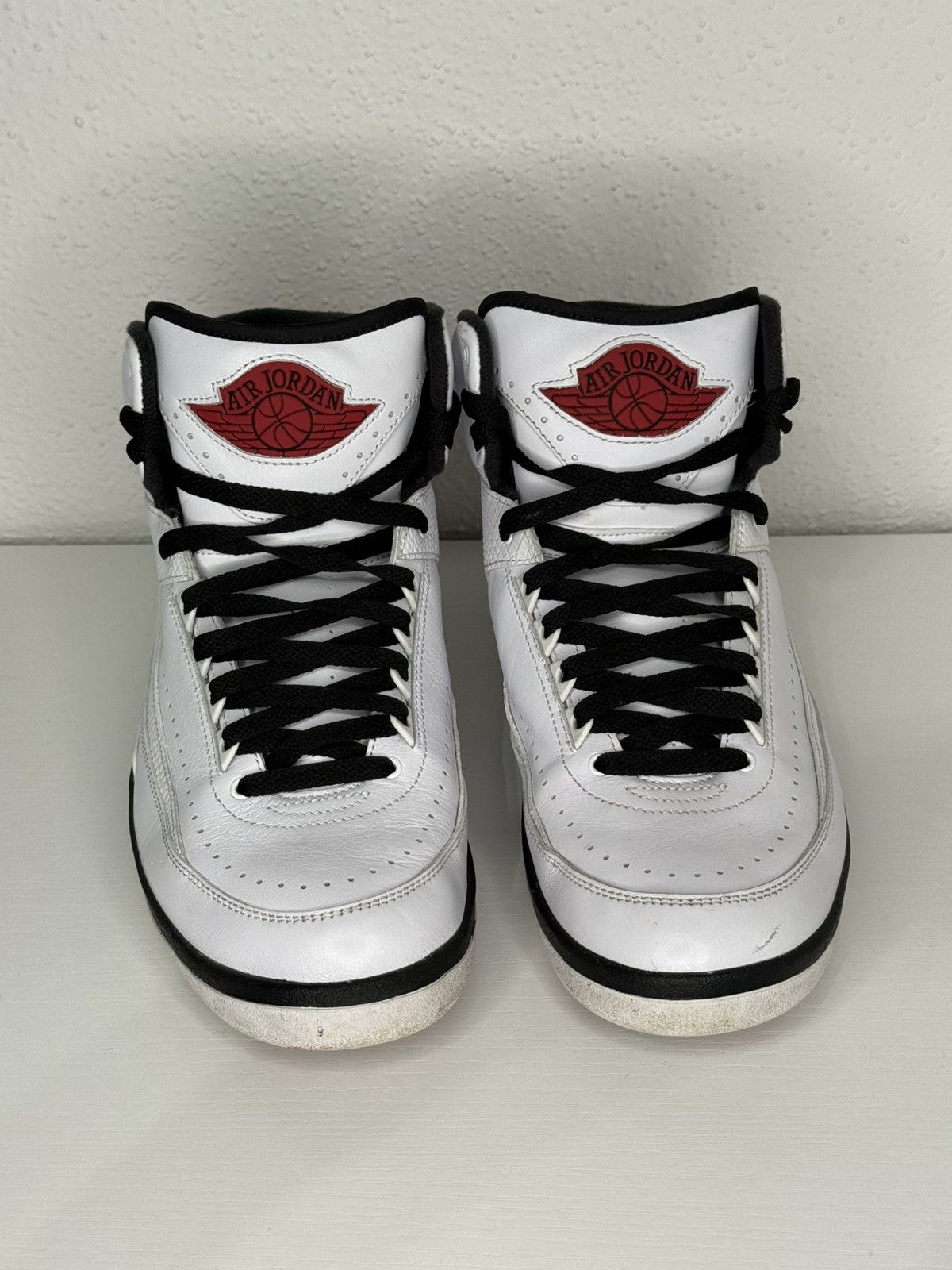 Jordan Brand Jordan 2 Retro Chicago Size US 10 / EU 43 - 2 Thumbnail