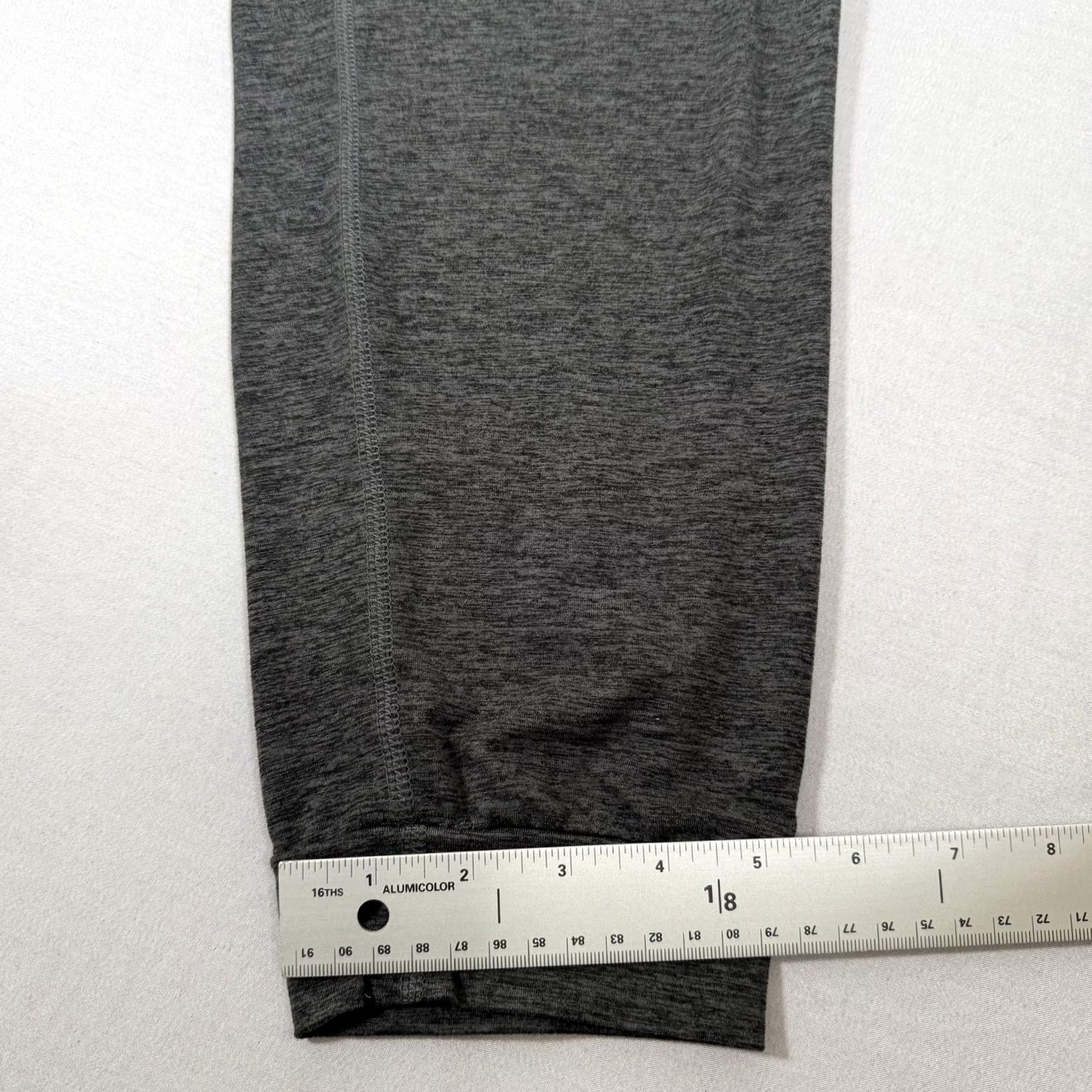 Vuori Vuori Pants Womens Small Gray Jogger Knit Elastic Waist Pockets Slim Inseam 27in Tapered Athletic Jogger Size 28" / US 6 / IT 42 - 7 Thumbnail