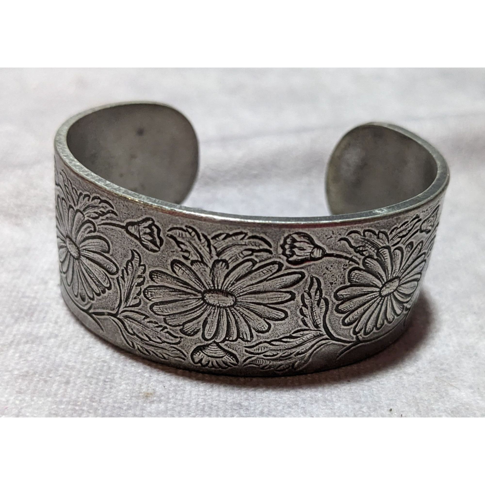 Other Salisbury Pewter September Floral Cuff Size ONE SIZE - 5 Thumbnail