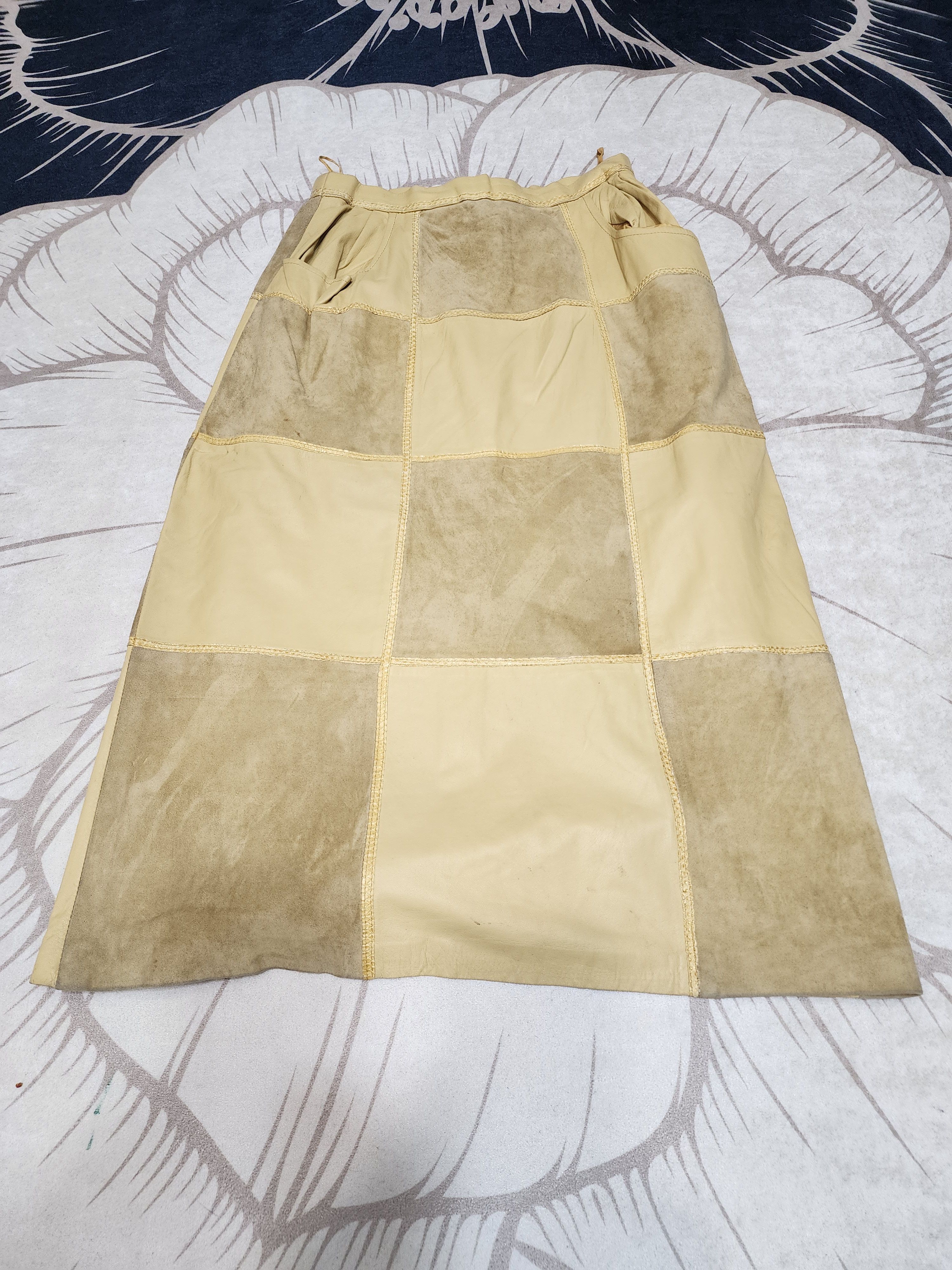 Genuine Leather Yellow Suede Leather Skirt: Size 27" / US 4 / IT 40 - 8 Thumbnail