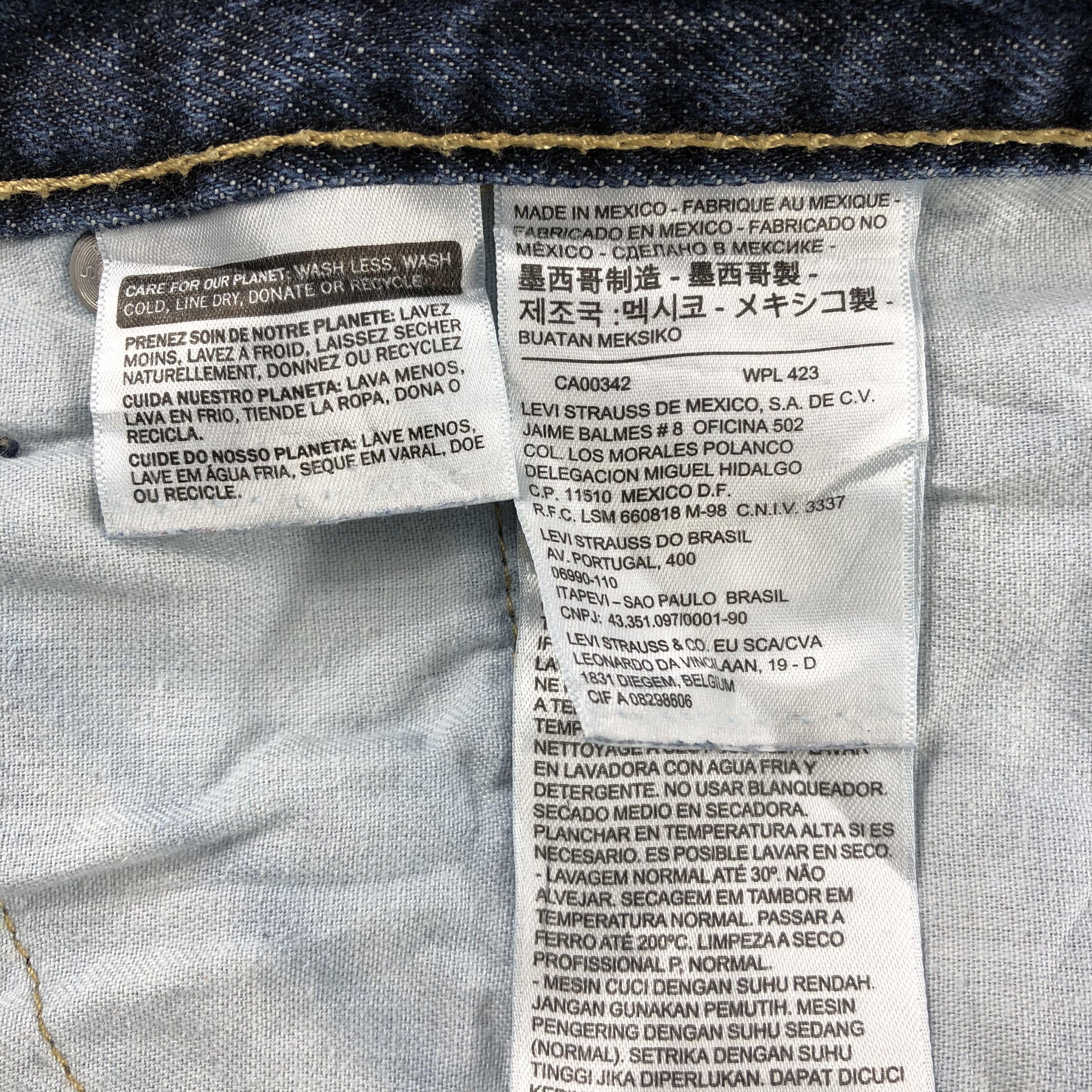 Levi's × Vintage Vintage Blue Wash Levis 559 Jeans-JM2968 Size US 44 / EU 60 - 12 Thumbnail