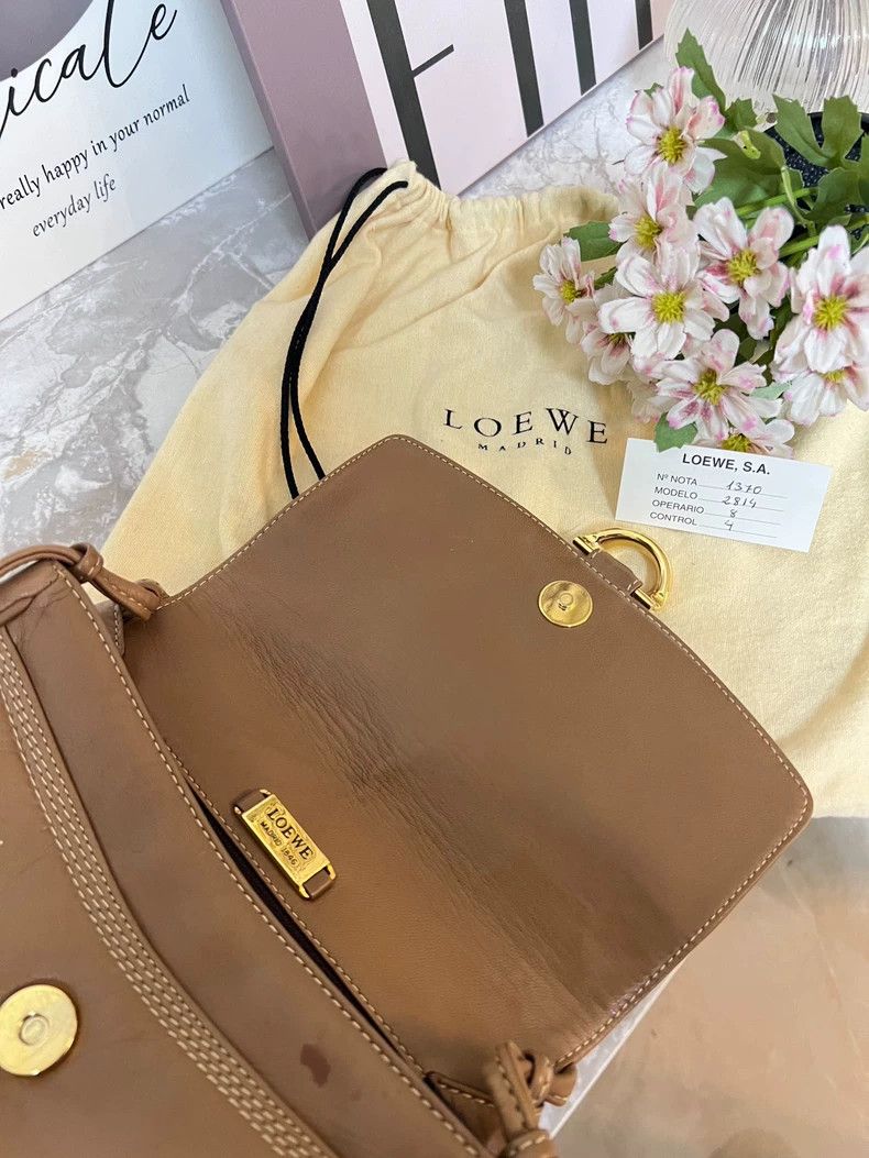 Loewe loewe Small suede crossbody bag 2503-Nextarrow Size ONE SIZE - 3 Thumbnail