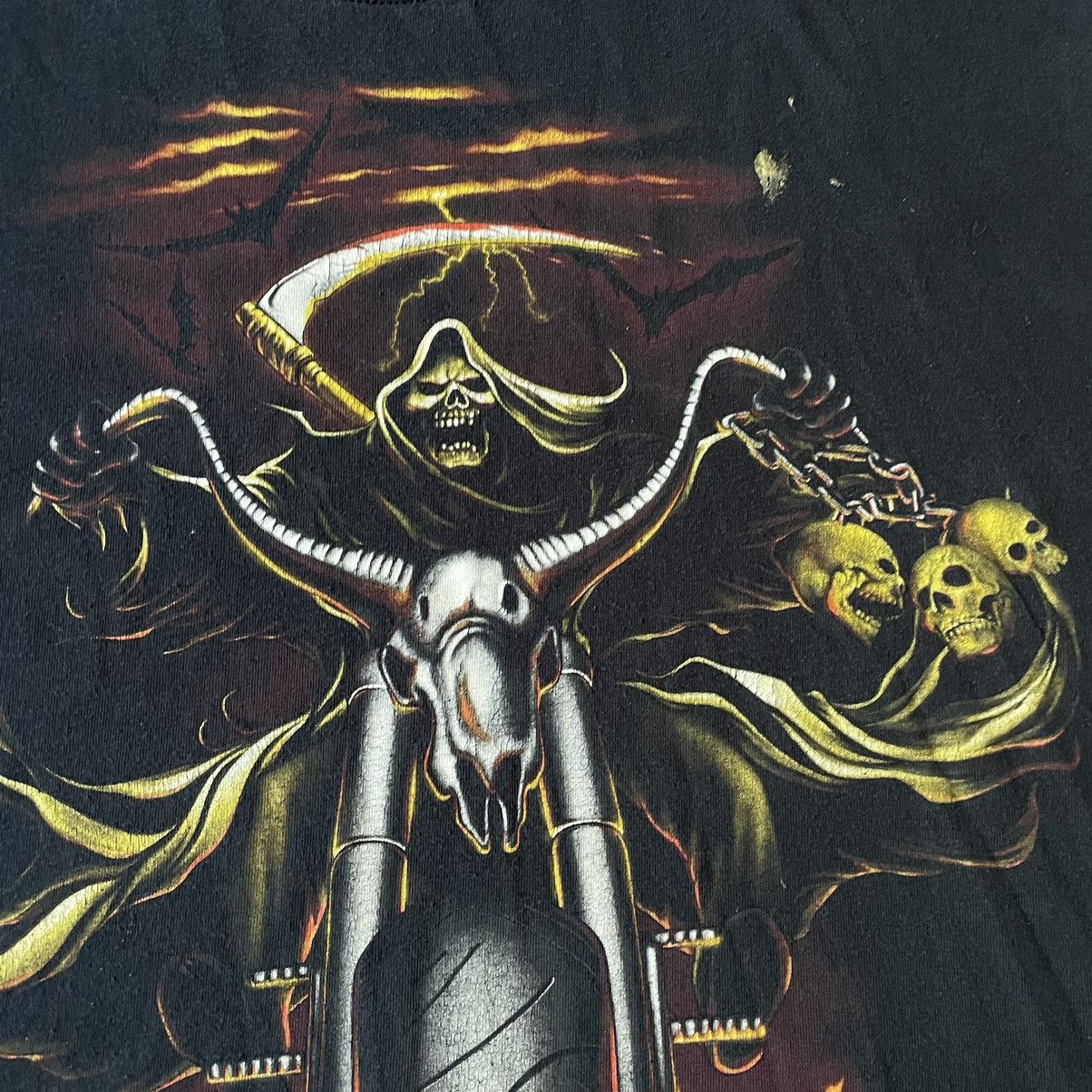 Band Tees Vintage Y2K DEVIL PUNK GOTH CREEPY ABSTRACT ANGRY HORROR TEE Size US L / EU 52-54 / 3 - 7 Thumbnail