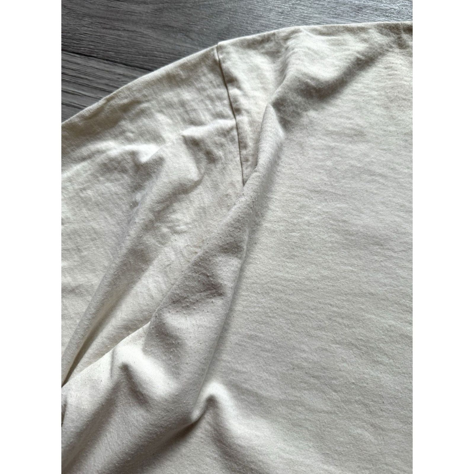 Nike VINTAGE Nike Basketball Swoosh Long Sleeve Shirt Beige XXL Men 90s Pullover Cotton Bball Center Swoosh USA Size US XXL / EU 58 / 5 - 5 Thumbnail