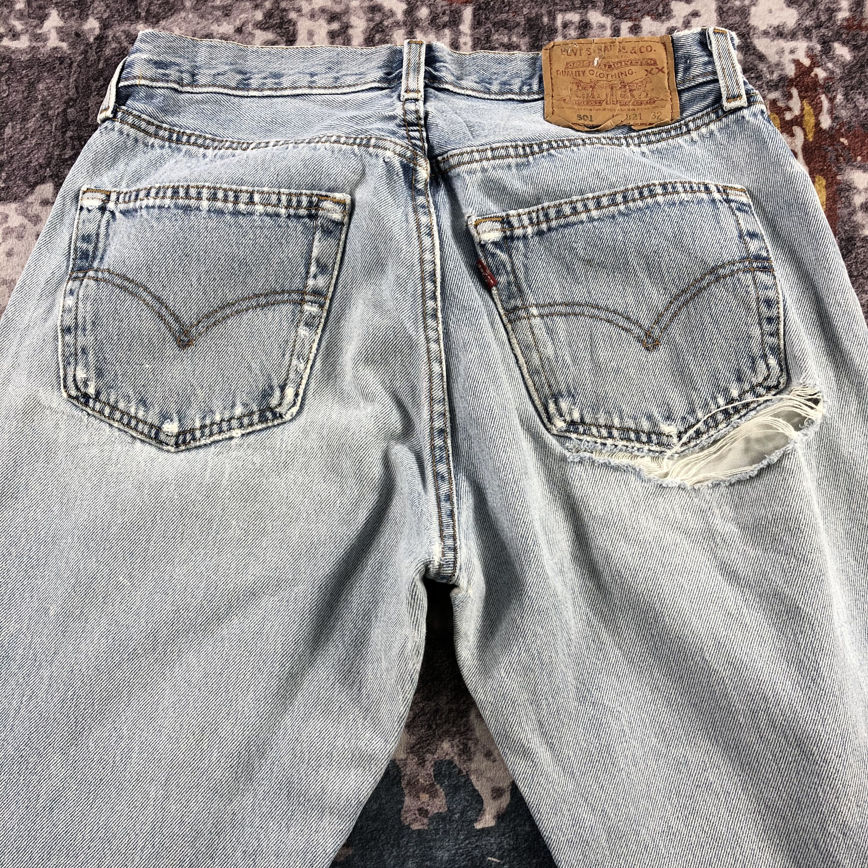 Levi's 90s Vintage Light Wash Levis 501 Jeans-JM3155 Size US 30 / EU 46 - 5 Thumbnail
