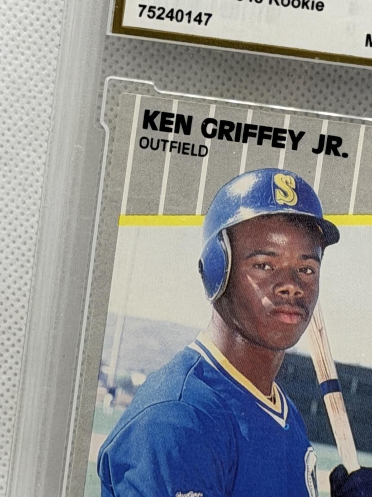 Golf le Fleur 1989 Fleer Ken Griffey Jr. #548 Rookie Baseball Card Graded Size ONE SIZE - 3 Thumbnail