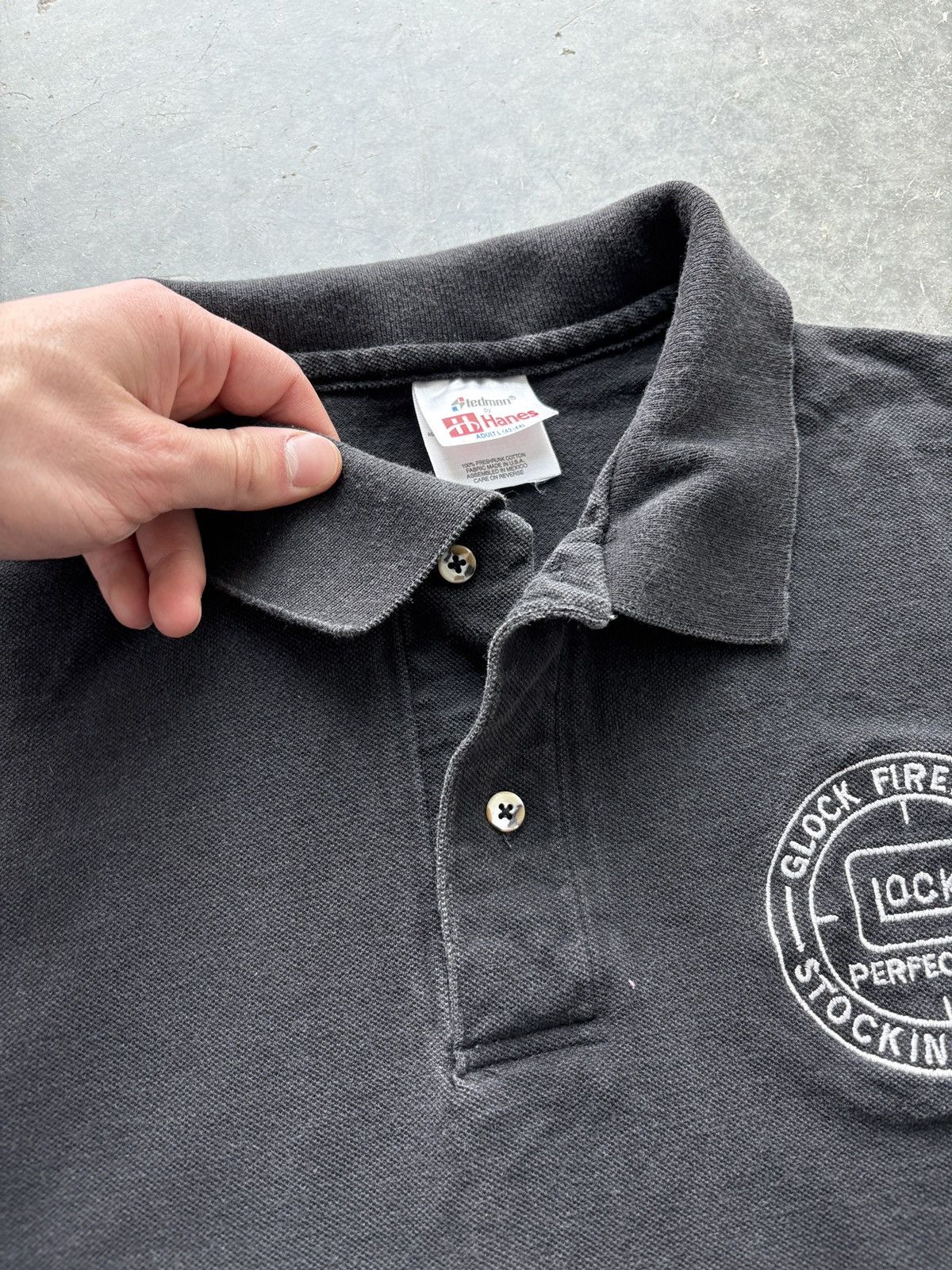 Vintage Vintage 90s Glock Firearms Polo Shirt Faded Black Size US L / EU 52-54 / 3 - 5 Thumbnail