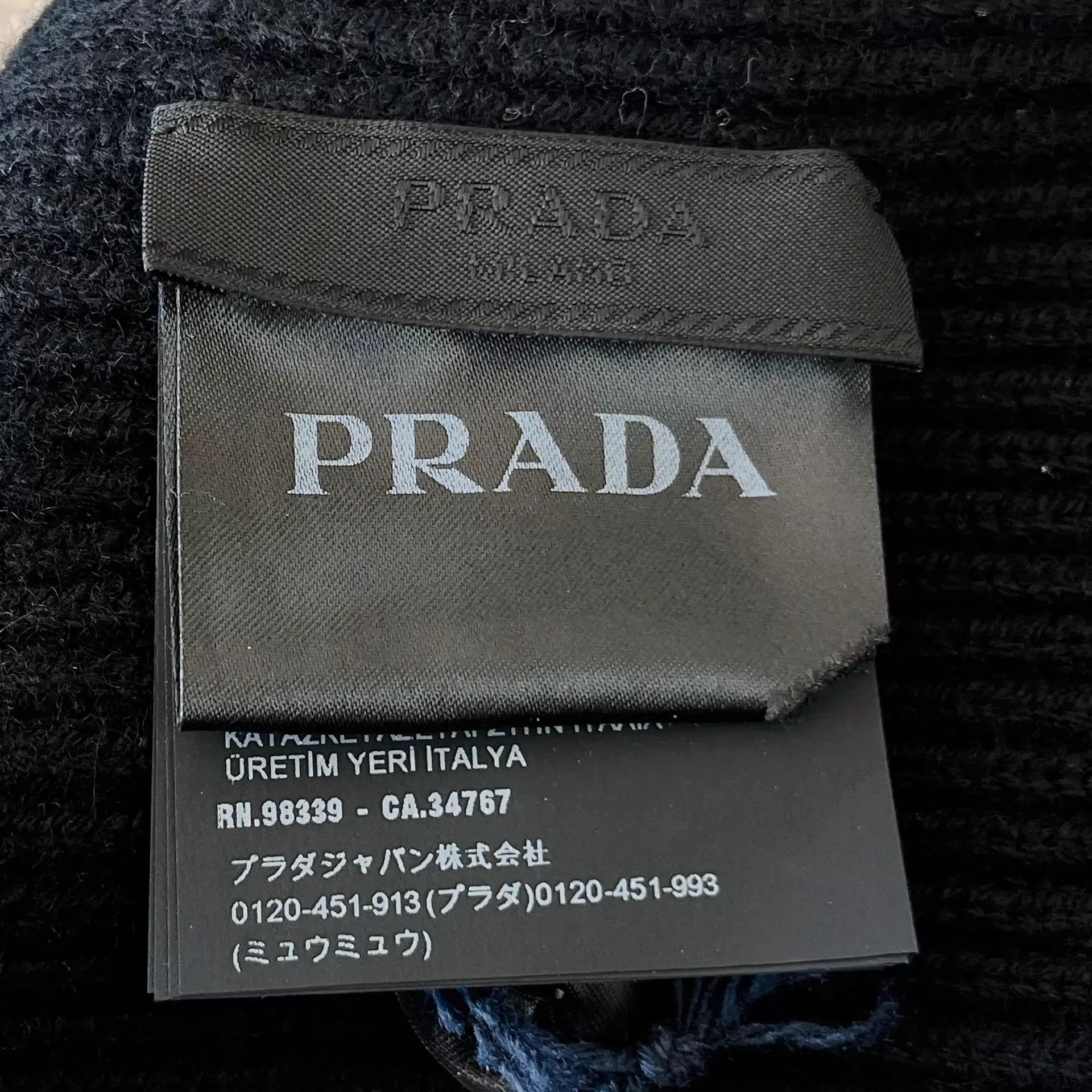Prada Prada Logo Black Wool Scarf Size ONE SIZE - 3 Thumbnail