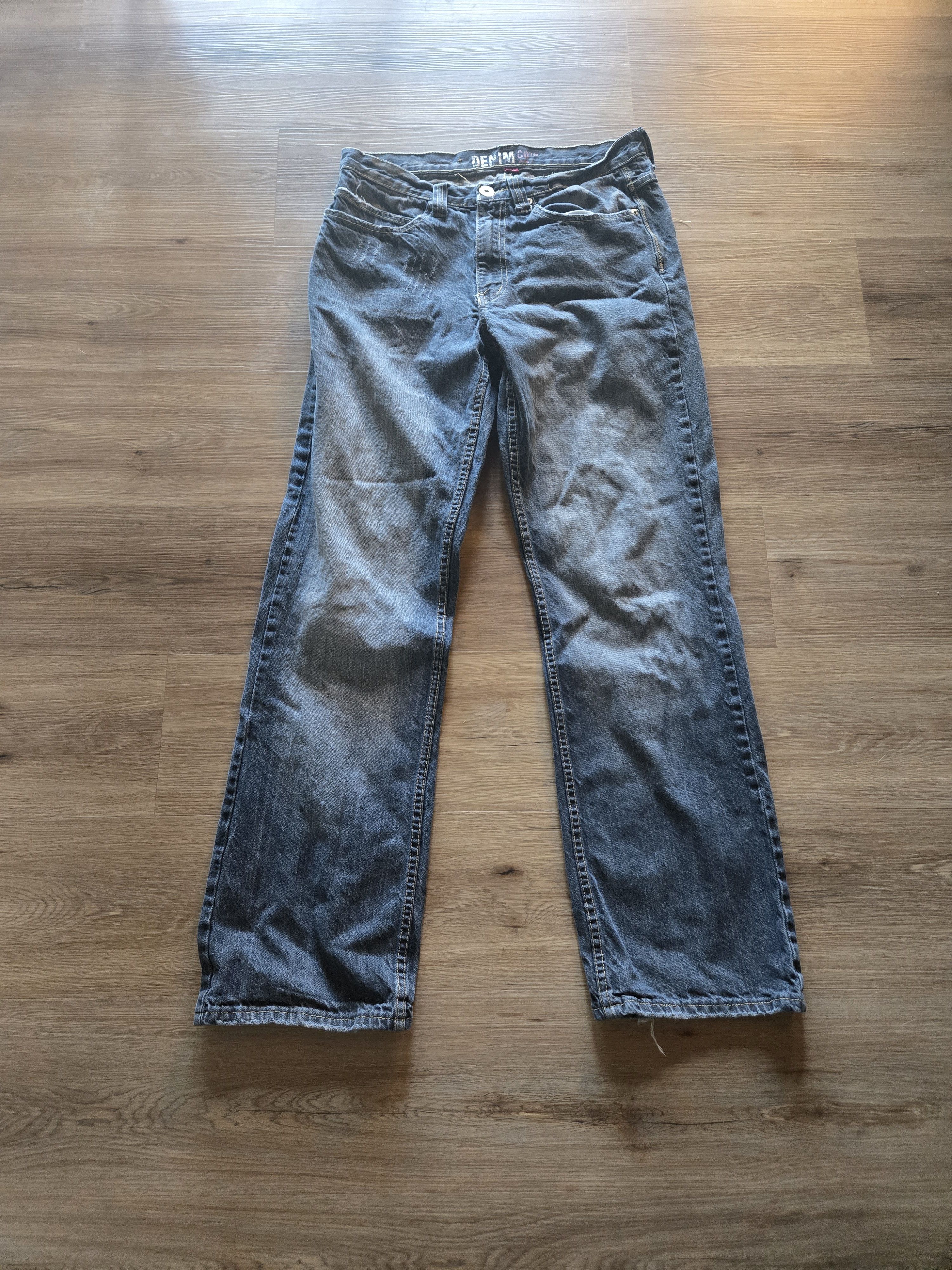 Denim & Co. cool Distressed jeans Size US 32 / EU 48 - 1 Thumbnail