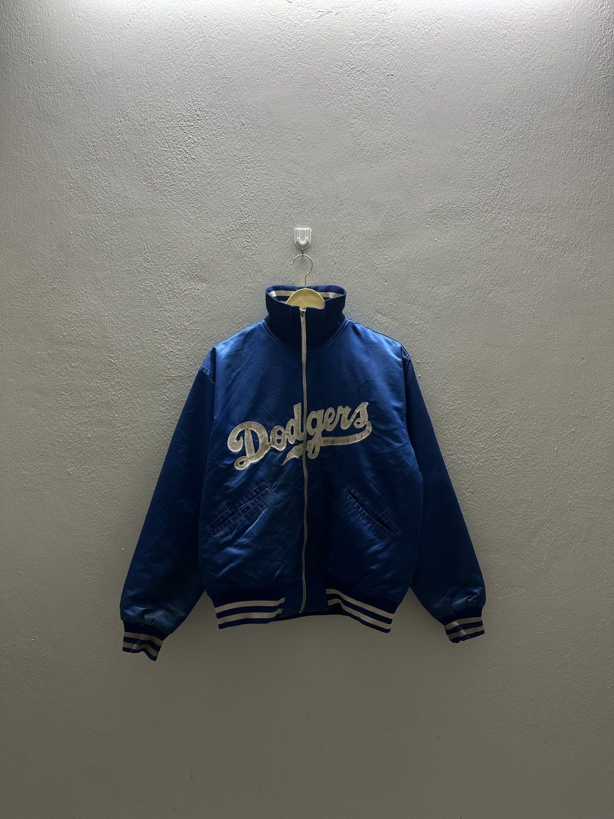 MLB × Vintage Vintage MLB Los Angeles Dodgers Big Spellout Jacket Size US M / EU 48-50 / 2 - 4 Thumbnail
