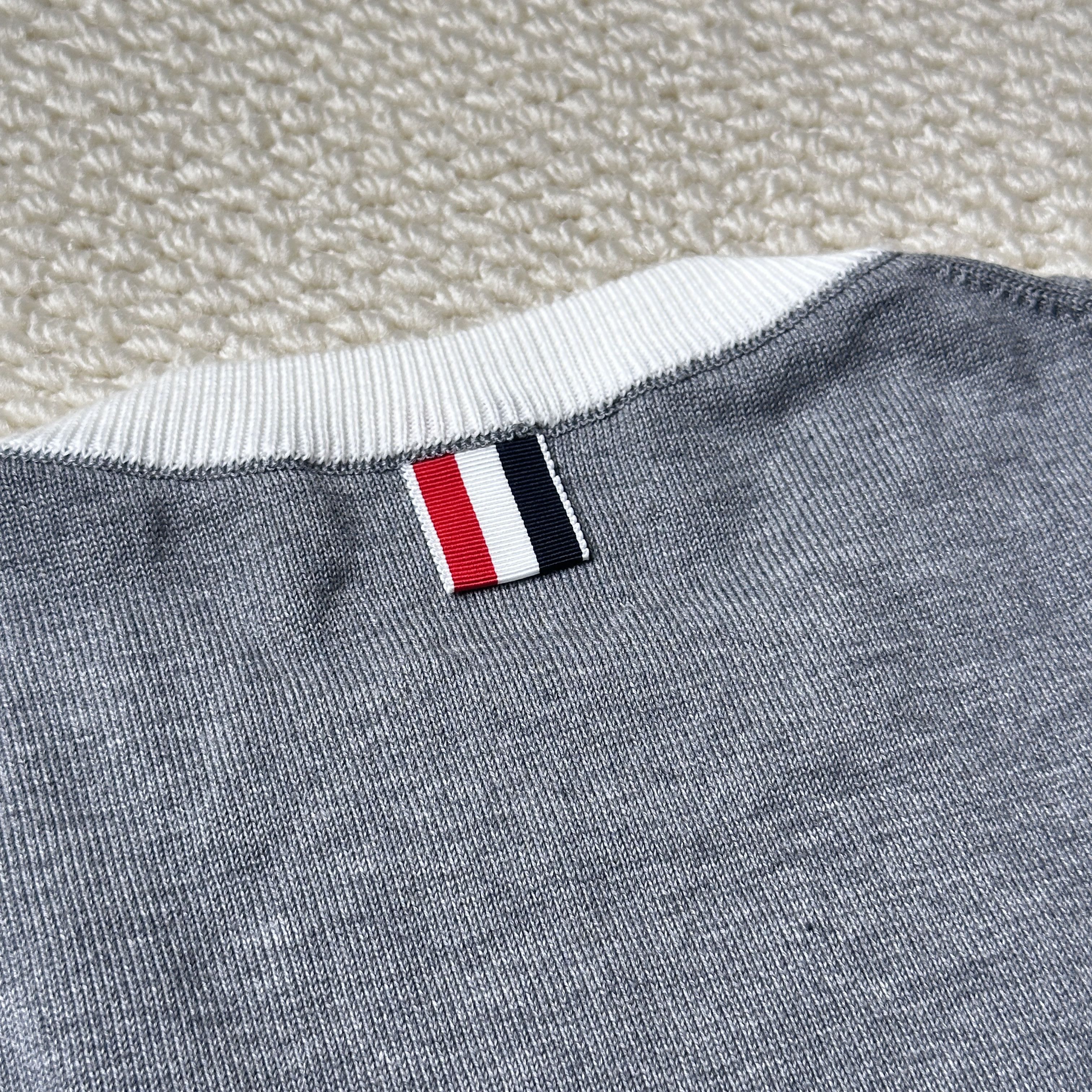Thom Browne Thom Browne NECK PULLOVER IN COTTON WI 4 BAR LT GREY Size US M / EU 48-50 / 2 - 7 Thumbnail