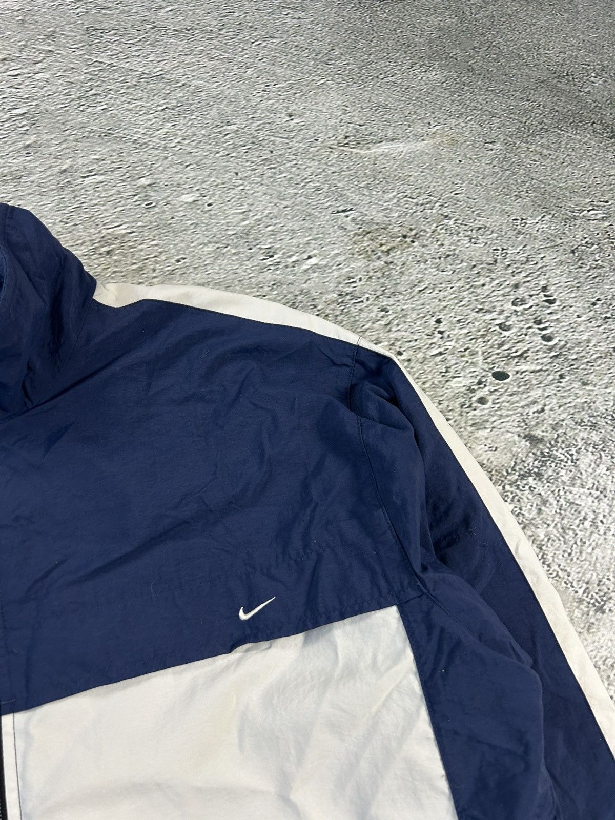 Nike × Vintage Nike track jacket vintage navy blue nylon Y2K Size US L / EU 52-54 / 3 - 2 Thumbnail