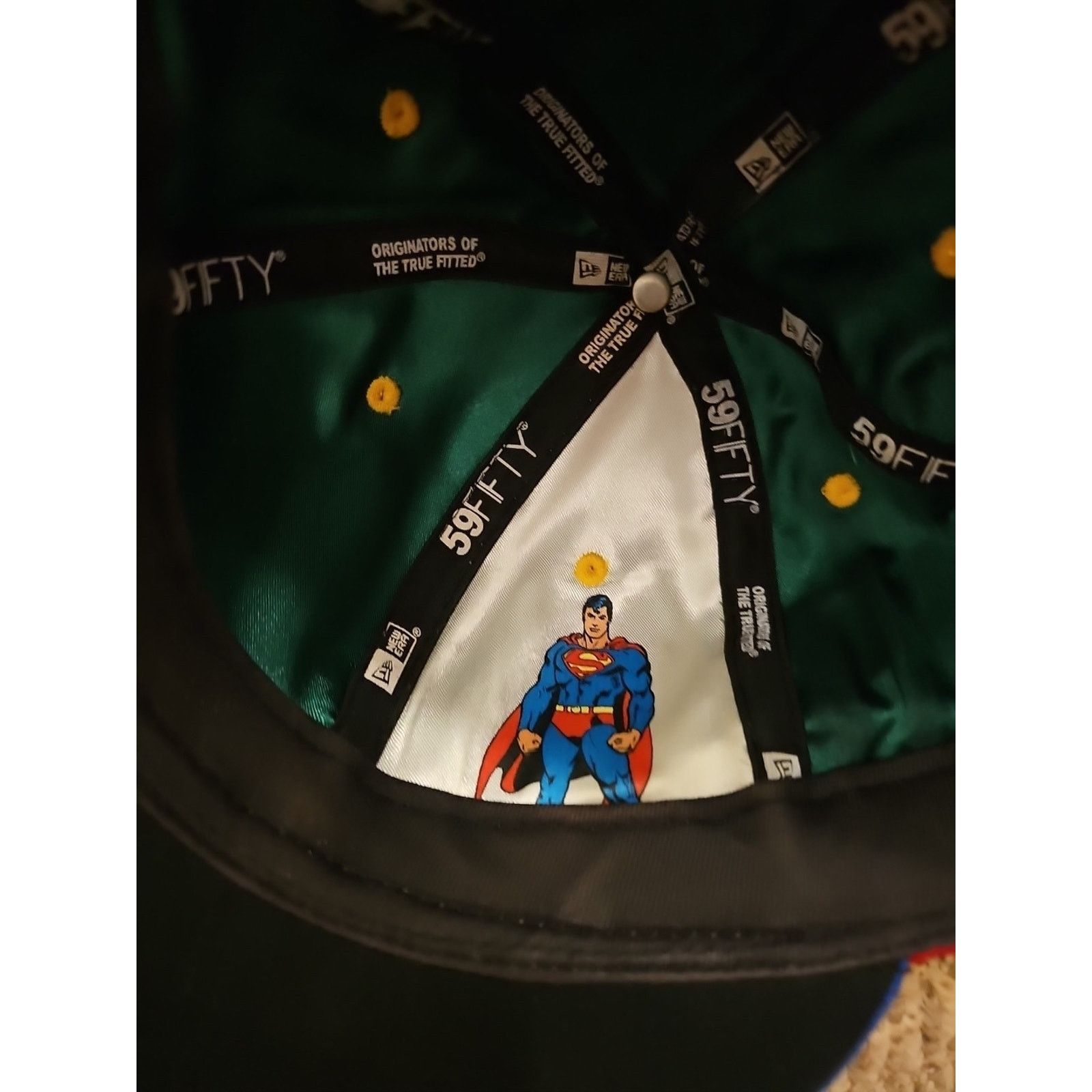 New Era New Era DC Comics Superman fitted baseball cap Size 7 1/2 Size ONE SIZE - 6 Thumbnail