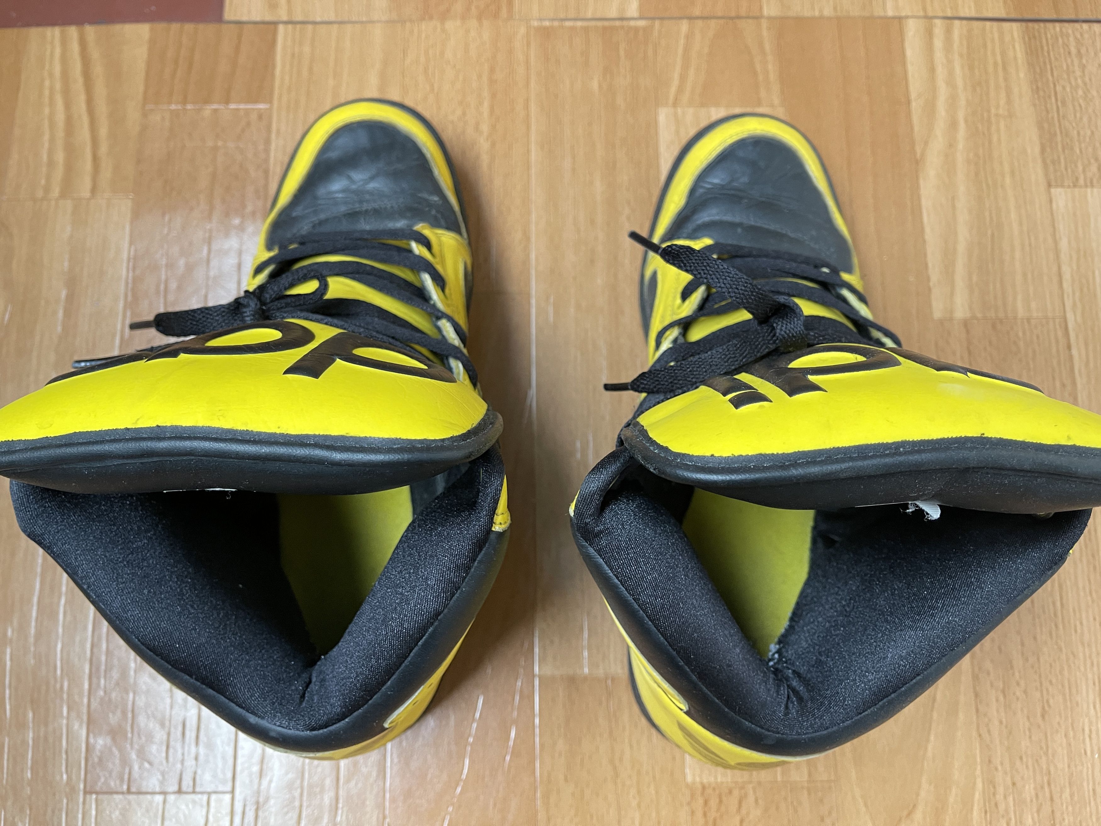 Adidas × Jeremy Scott Adidas sneakers Jeremy Scott Instinct Top shoes ObyO V24530 Size US 9.5 / EU 42-43 - 11 Thumbnail