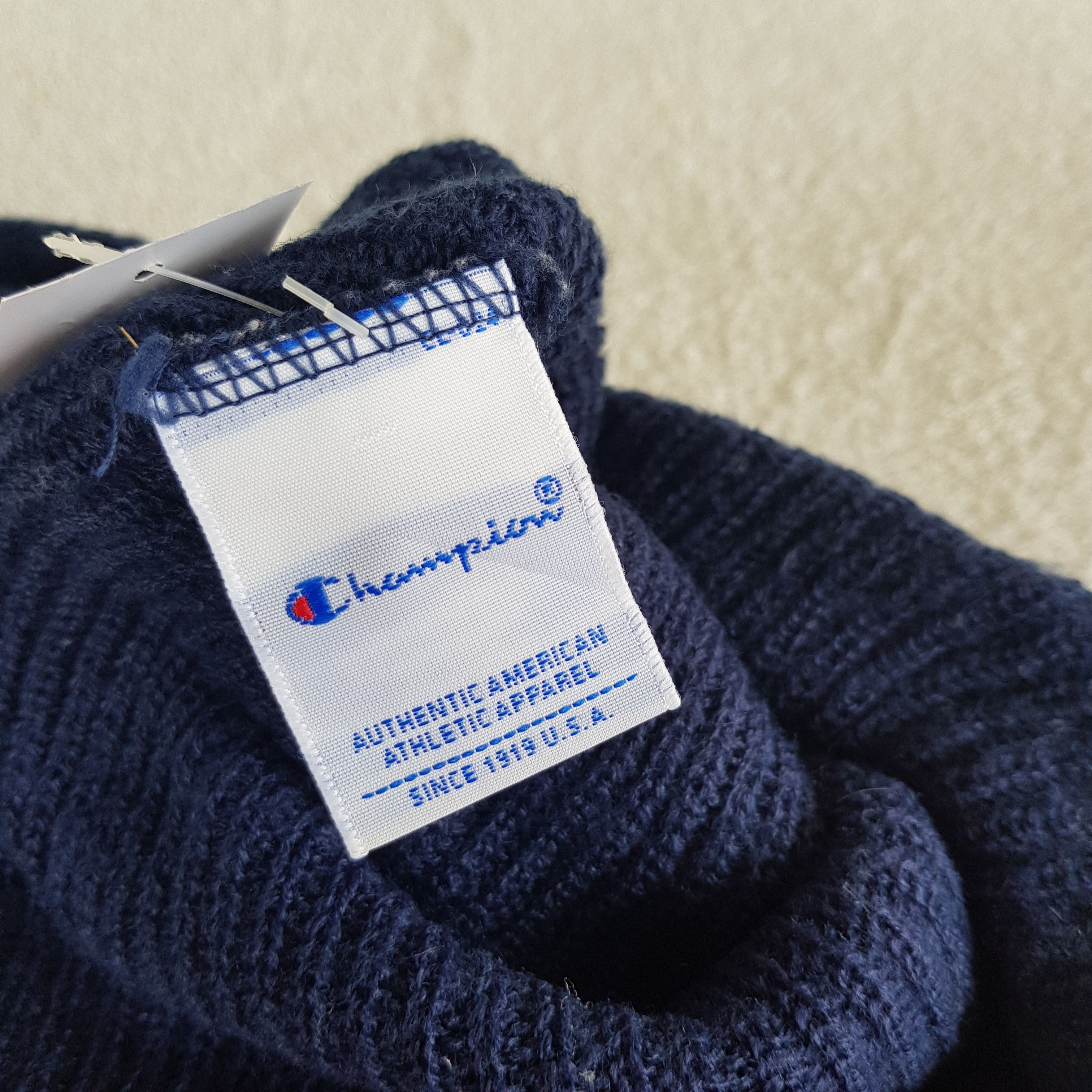 Champion Vintage Champion Beanie Snow Caps Hats. Size ONE SIZE - 6 Thumbnail