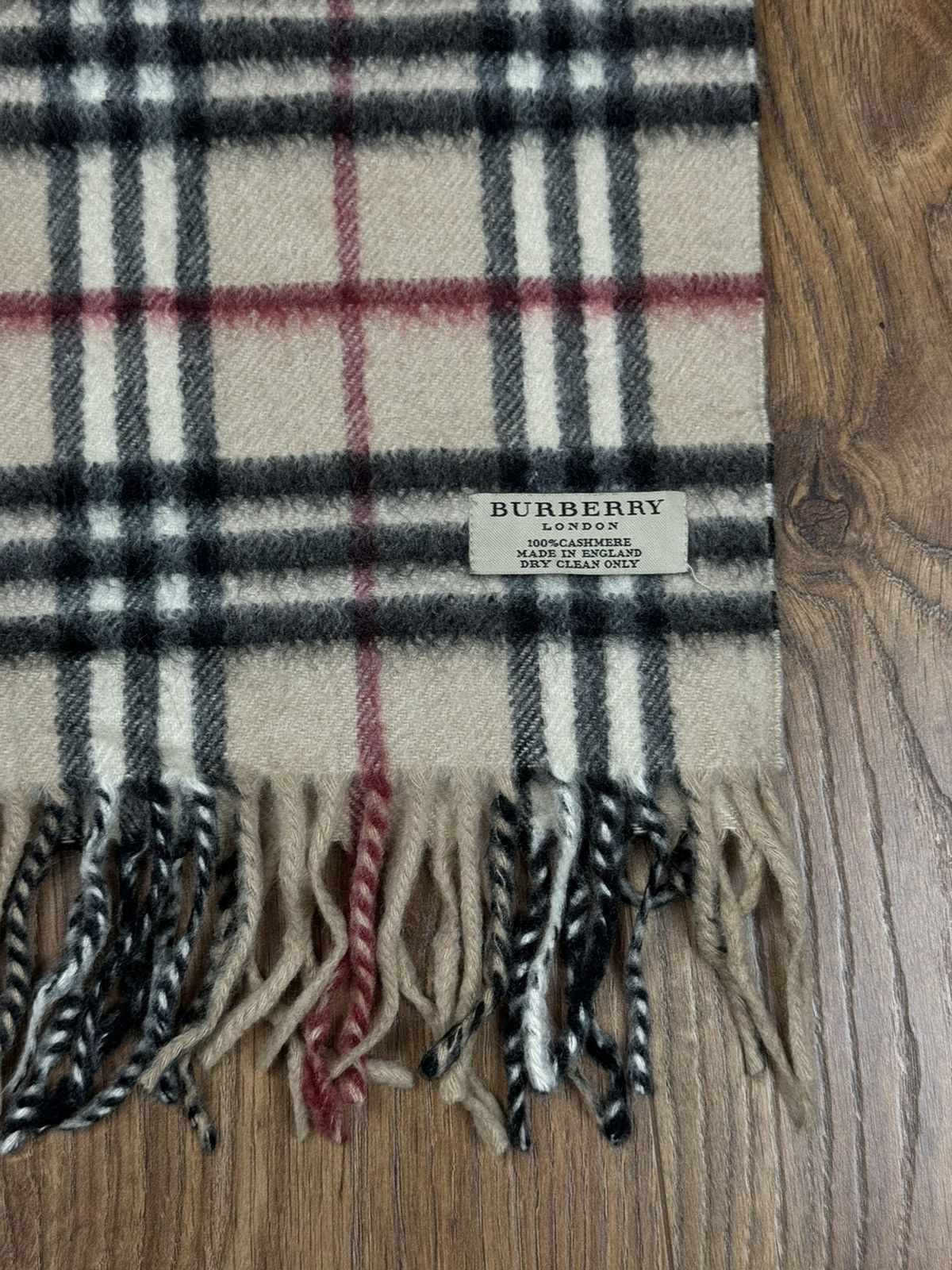 Burberry Vintage cashmere scarf Burberry’s 90s original luxury item Size ONE SIZE - 2 Thumbnail
