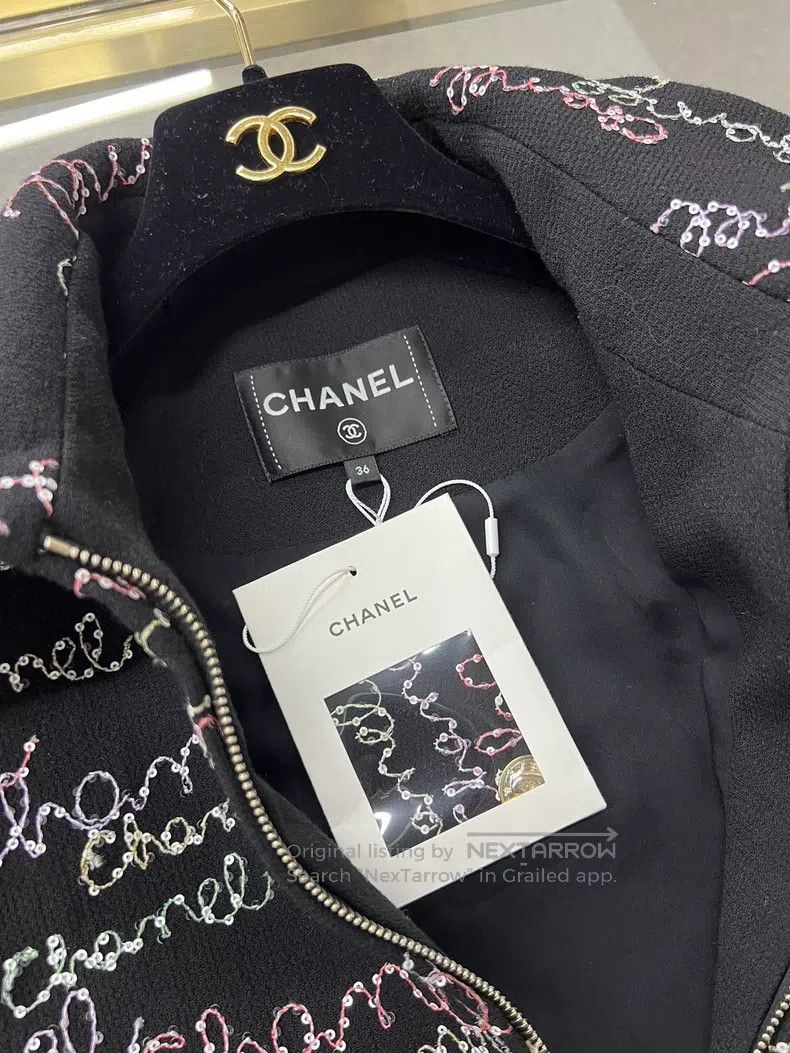 Chanel Chanel 25B black embroidered sequin signature llogo jacket Size XS / US 0-2 / IT 36-38 - 6 Thumbnail