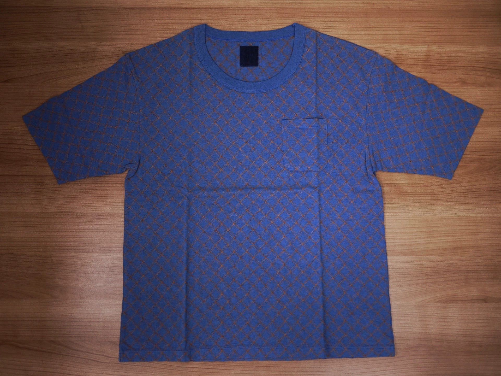 Blue Diamond Pattern Short Sleeve T-Shirt with Pocket