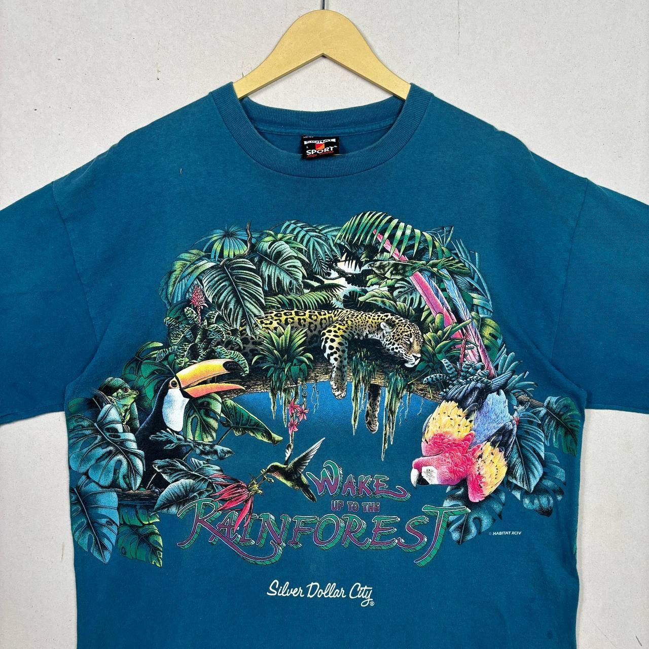 Habitat × Vintage Vintage 90s Habitat Rainforest Leopard Parrot Floral Tee Size US L / EU 52-54 / 3 - 3 Thumbnail
