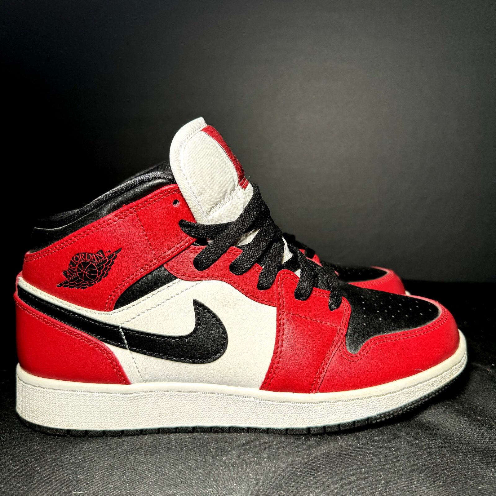 Size Air Jordan Mid GS Chicago Black Toe Men's Shoes