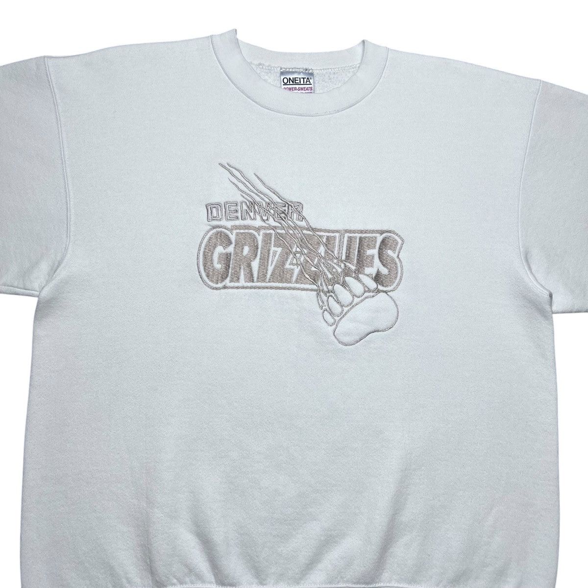 Other Vintage 1990s IHL Denver Grizzlies Embroidered Sweatshirt Size US L / EU 52-54 / 3 - 4 Thumbnail