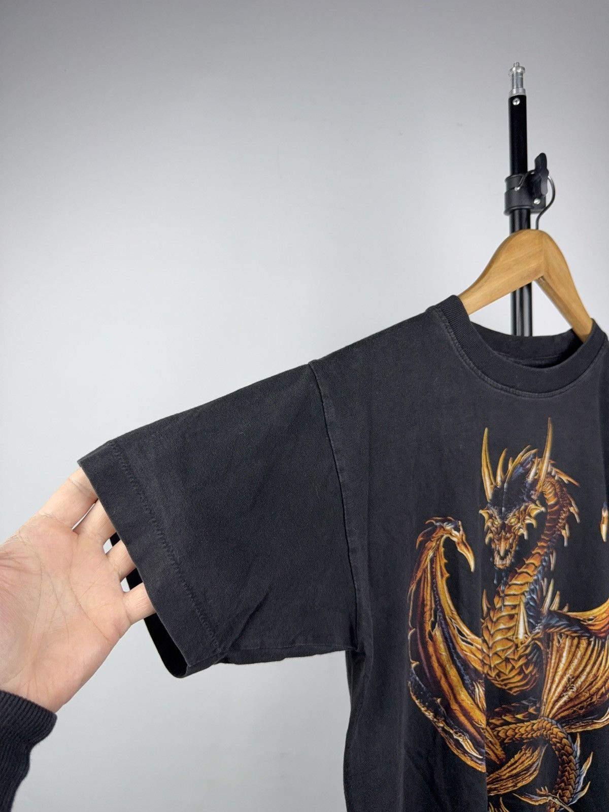 Japanese Brand Vintage 90s Dragon Graphic Fantasy Gothic Style Tee Shirt Size US S / EU 44-46 / 1 - 5 Thumbnail