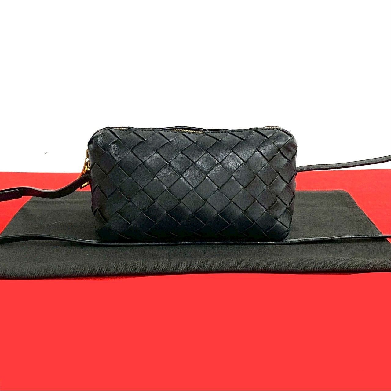 Bottega Veneta Shoulder Bag Black Leather