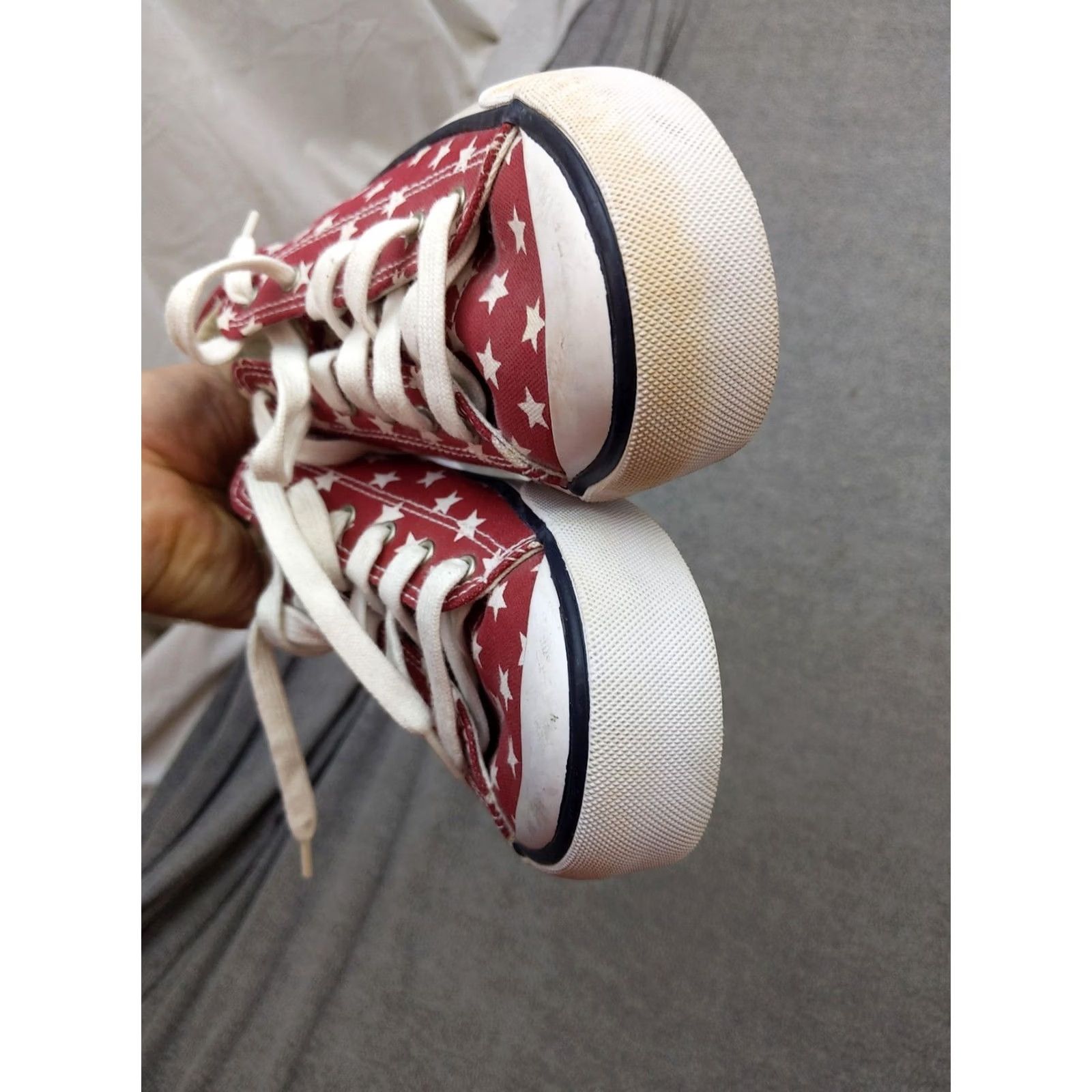 Lands' End Lands' End Star Print Canvas Sneakers Womens 7 Red White Lace Up Low Top Casual Shoes USA Size M / US 6-8 / IT 42-44 - 5 Thumbnail