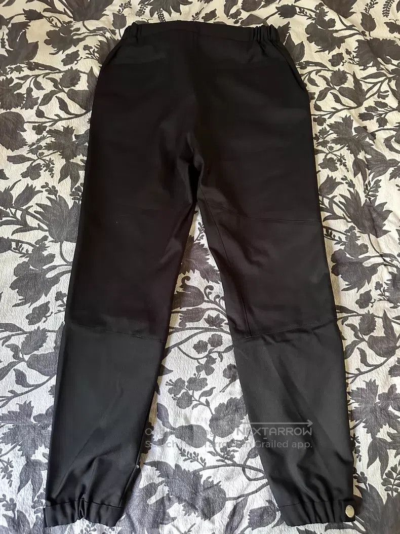 Versace Versace Black and white color-blocked legged slacks Size US 32 / EU 48 - 2 Thumbnail
