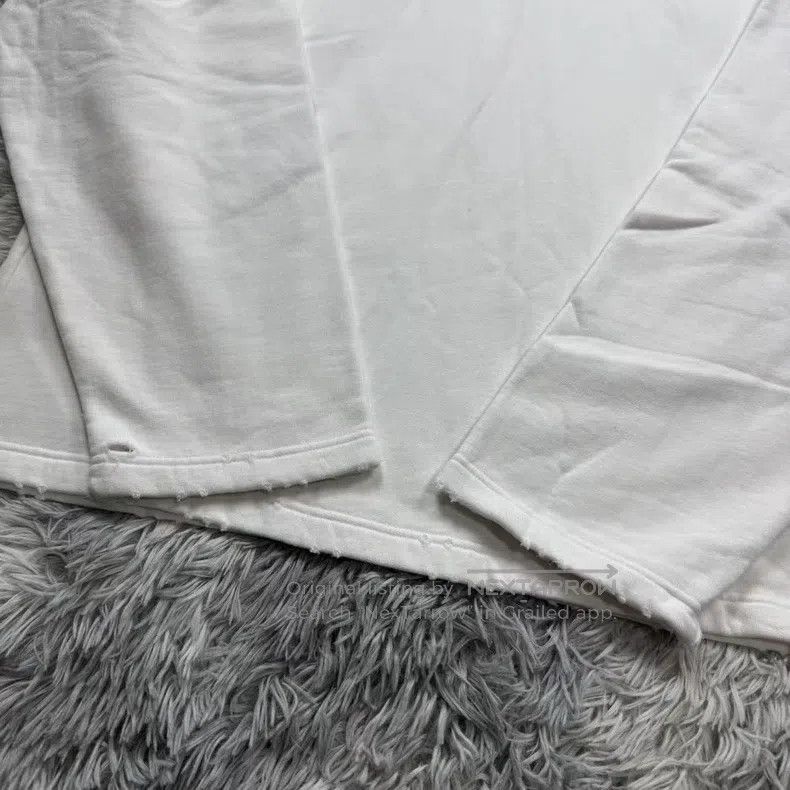 Balenciaga Balenciaga Mosaic Blurred Sweatshirt, White Size US XS / EU 42 / 0 - 4 Thumbnail