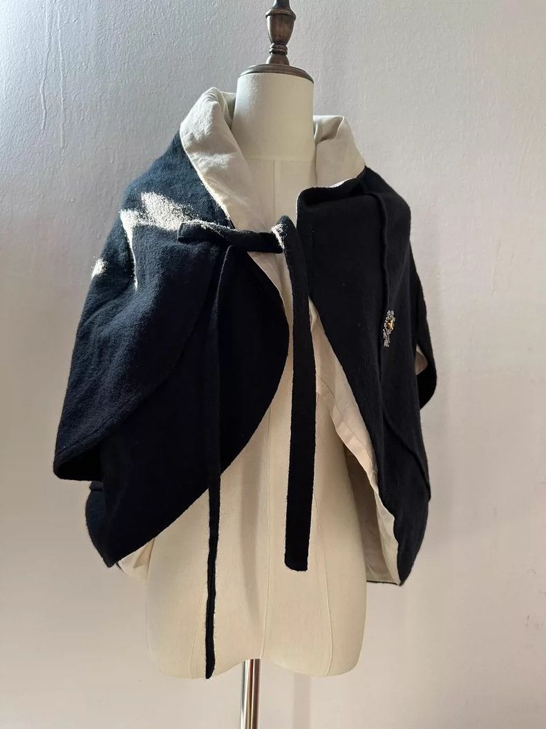 Comme des Garcons Comme Des Garcons Cape Jacket Size M / US 6-8 / IT 42-44 - 3 Thumbnail