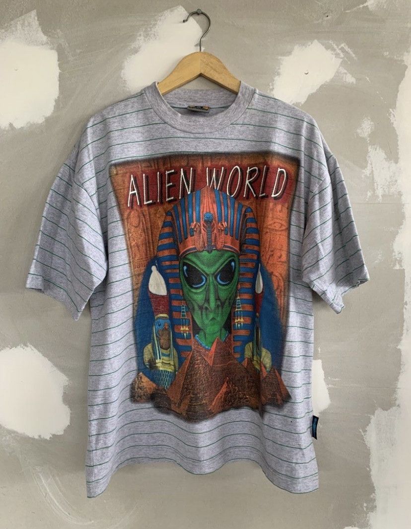 Alien Workshop Vintage Alien Workshop tees AOP Size US L / EU 52-54 / 3 - 1 Thumbnail