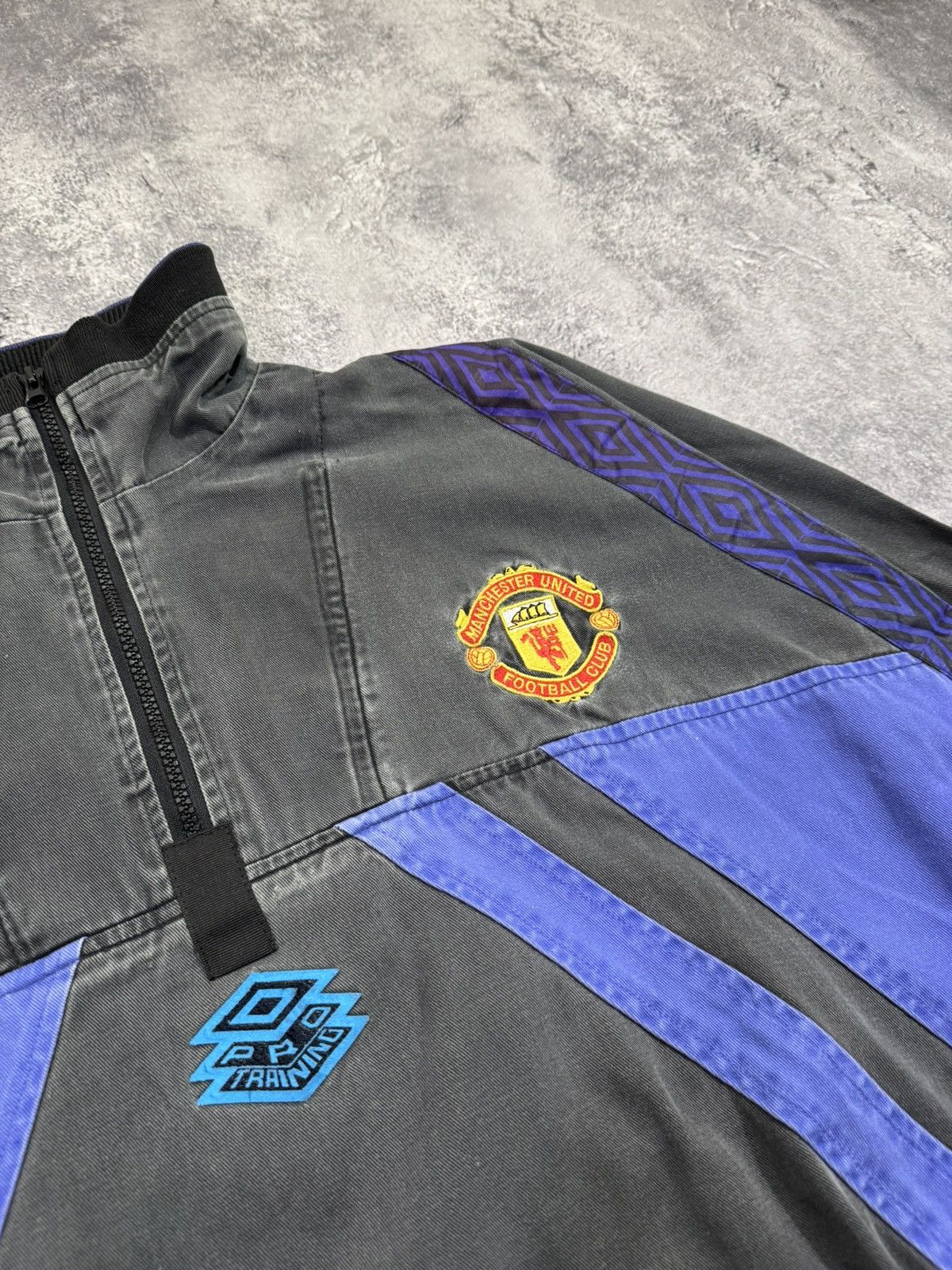 Umbro Vintage 90s Umbro Manchester United Jacket Size US XL / EU 56 / 4 - 5 Thumbnail