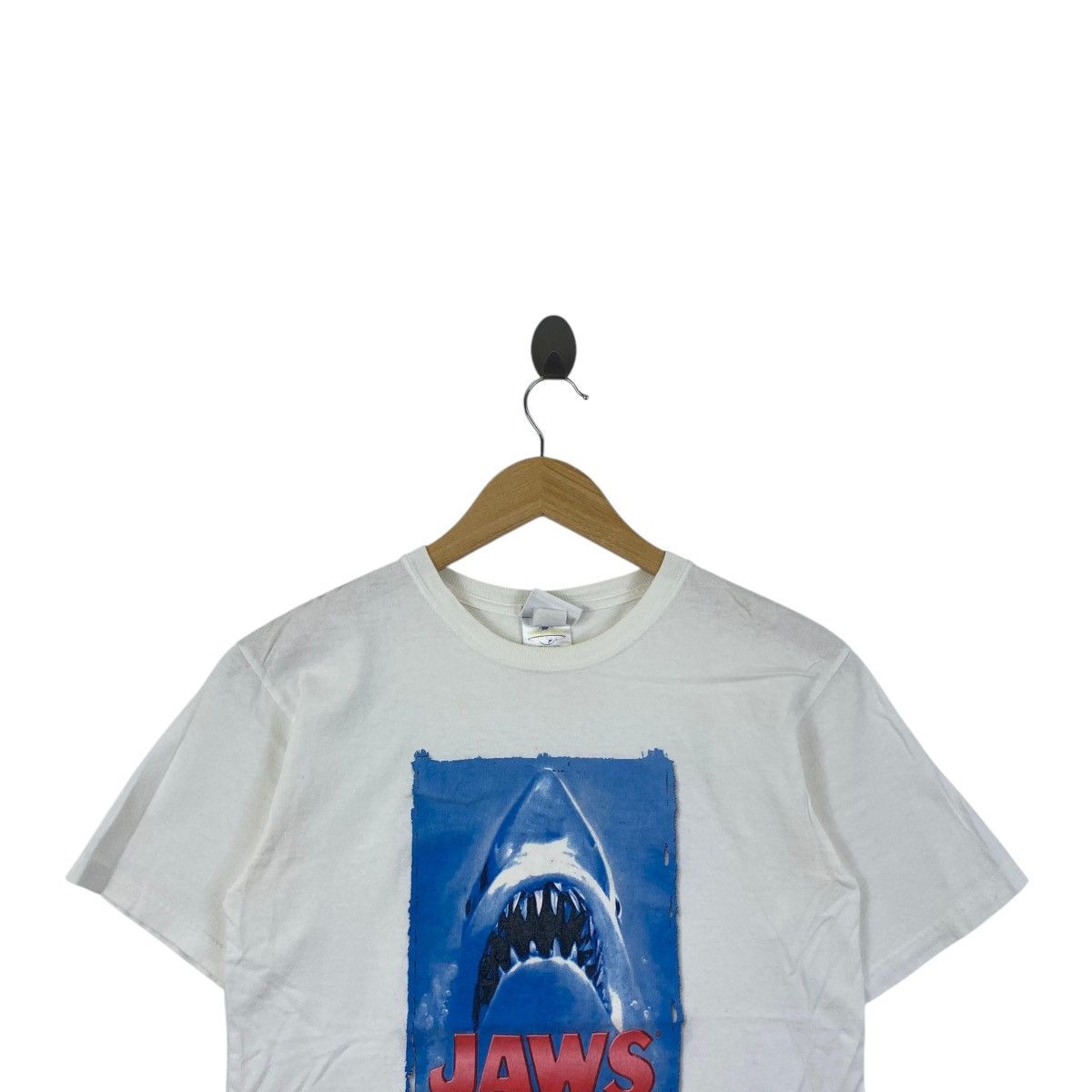 Universal Studios Vintage 2000 UNIVERSAL STUDIO JAPAN Jaws Tee Shirt Size S / US 4 / IT 40 - 2 Thumbnail