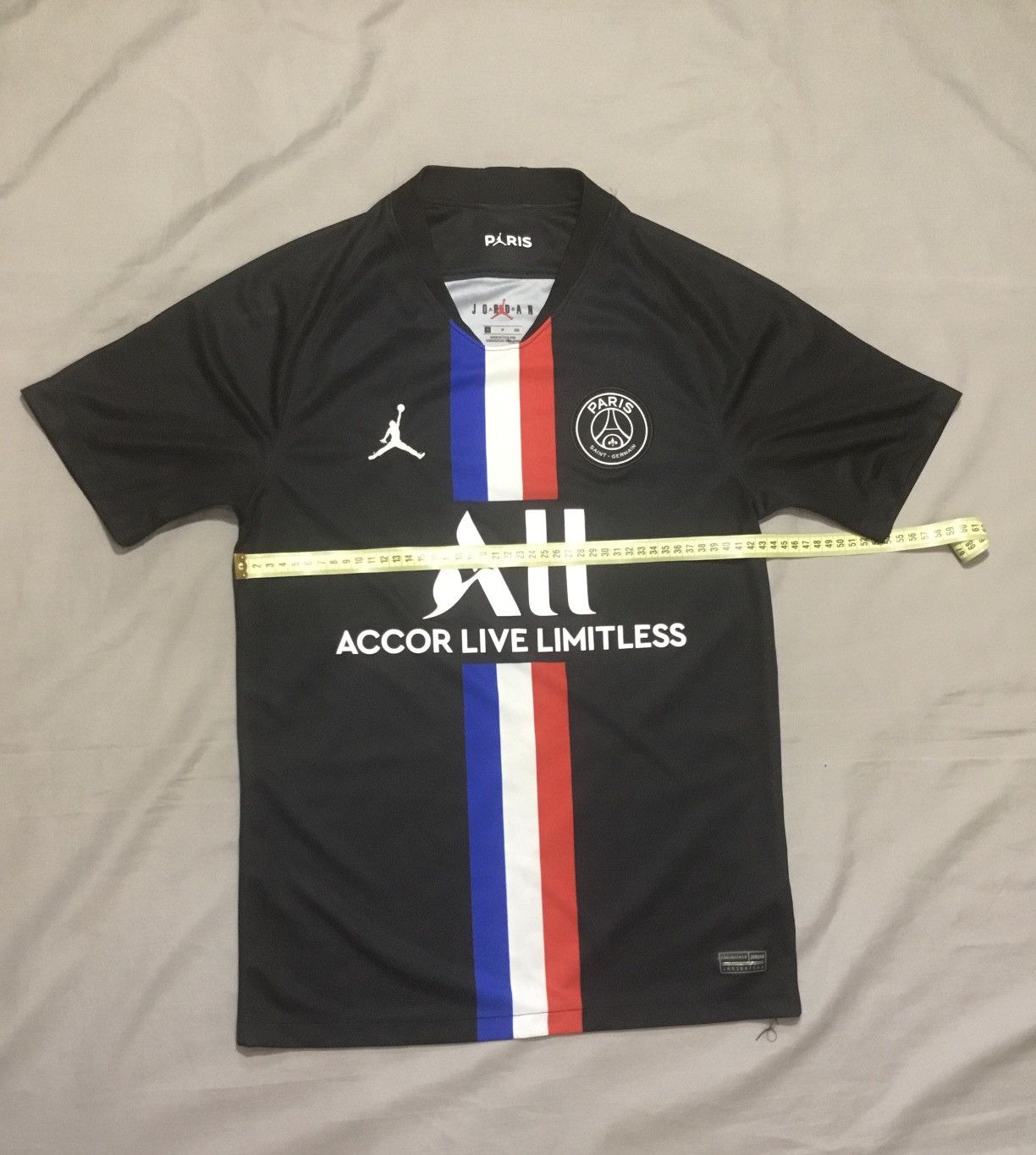 Jordan Brand Paris Saint Germain Fourth Football Shirt 19/20 Adults Small Size US S / EU 44-46 / 1 - 1 Thumbnail