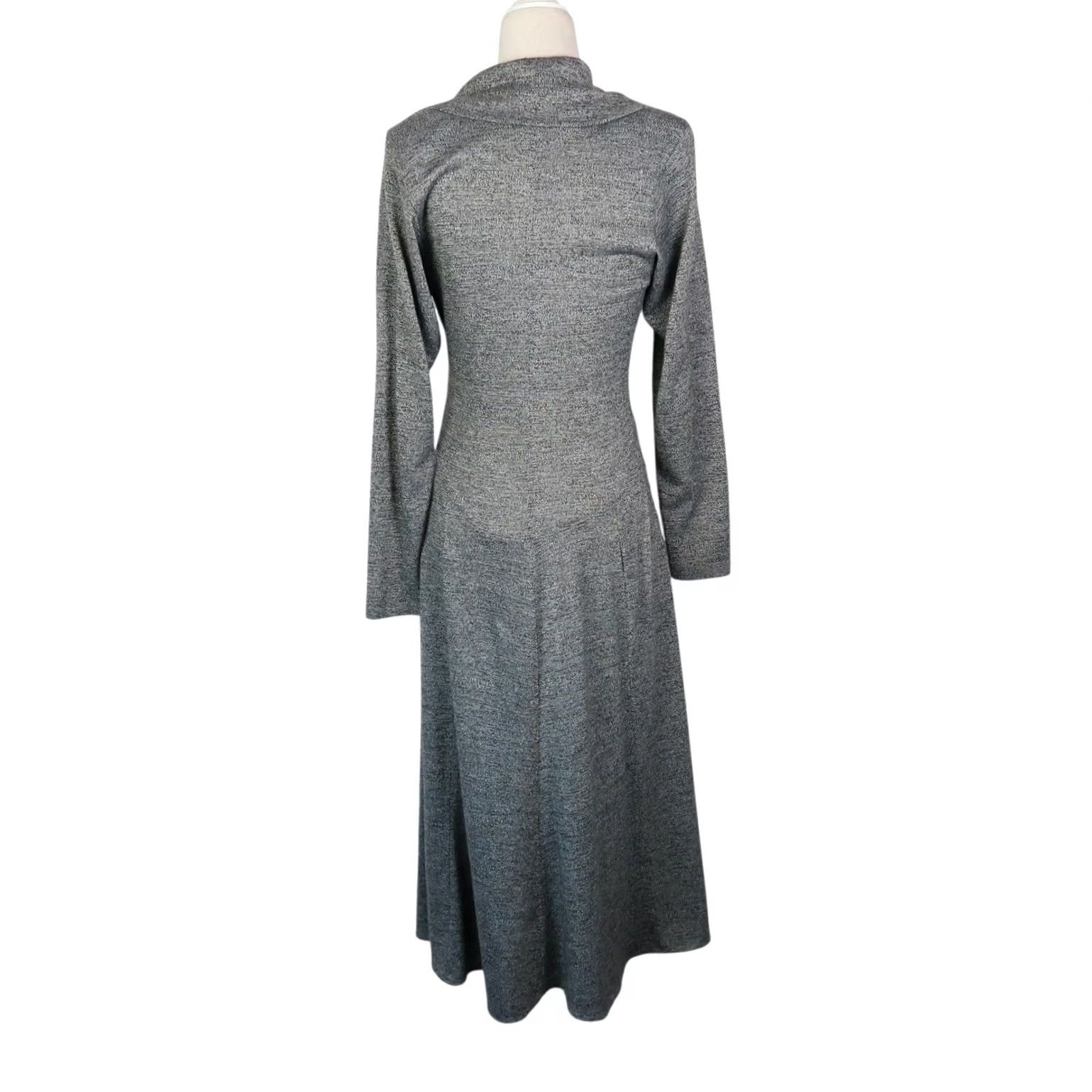 Vintage VINTAGE 70s Oops California Grey Acrylic Knit Midi Sweater Dress 8 Women Long Sleeve Snap Front Basque Waist A-Line Midi Dress Bohemian 70s Womens Size M / US 6-8 / IT 42-44 - 4 Thumbnail