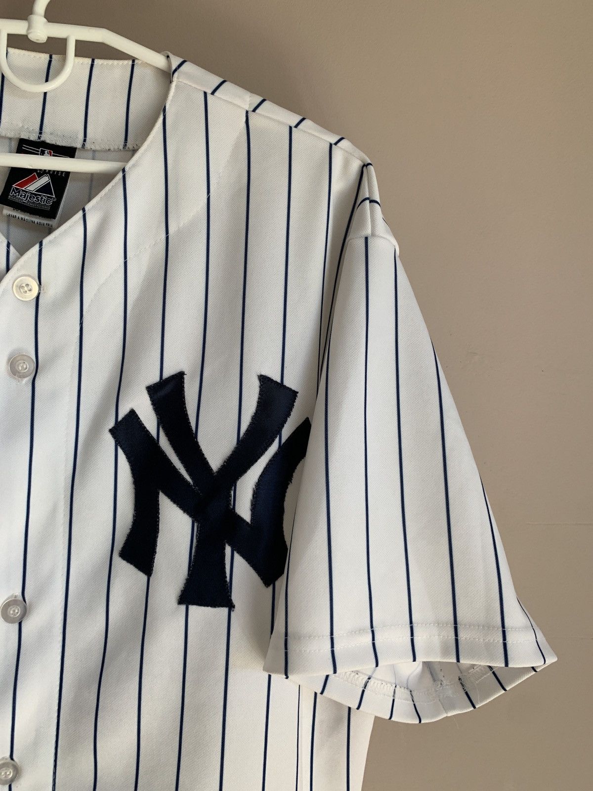 MLB New York Yankees Baseball Jersey MLB Vintage Majestic Sz L Size US L / EU 52-54 / 3 - 4 Thumbnail