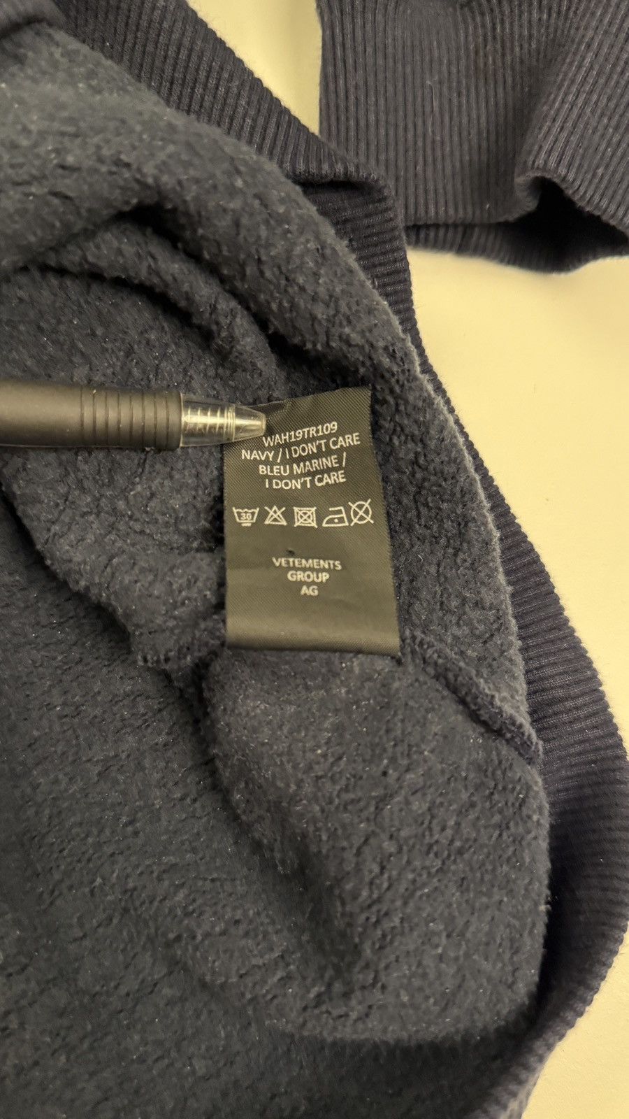 Vetements AW 2019 Vetements Hi. I Dont Care Thanks hoodie Size US XS / EU 42 / 0 - 7 Thumbnail