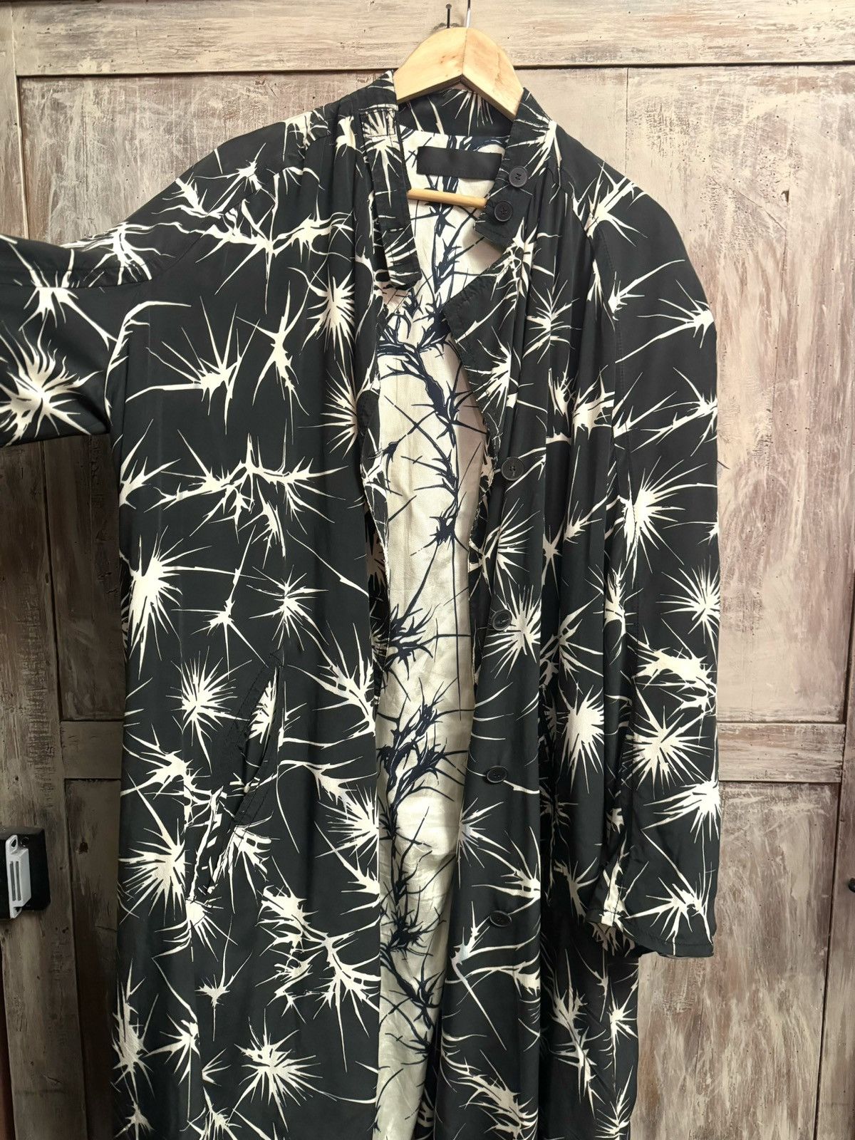Haider Ackermann haider Ackermann floral slik printed coat 42 wo Size M / US 6-8 / IT 42-44 - 9 Thumbnail